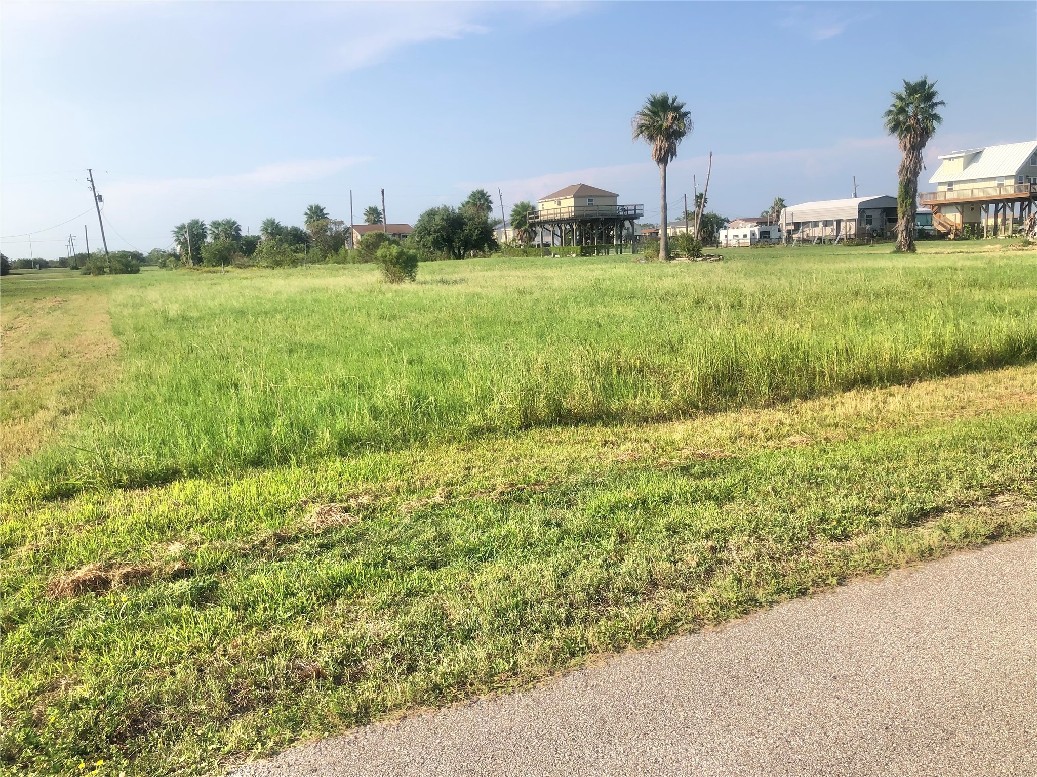1921 Galveston Avenue Property Photo 5