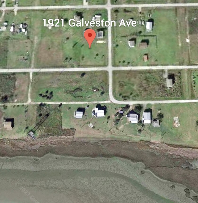1921 Galveston Avenue Property Photo 9