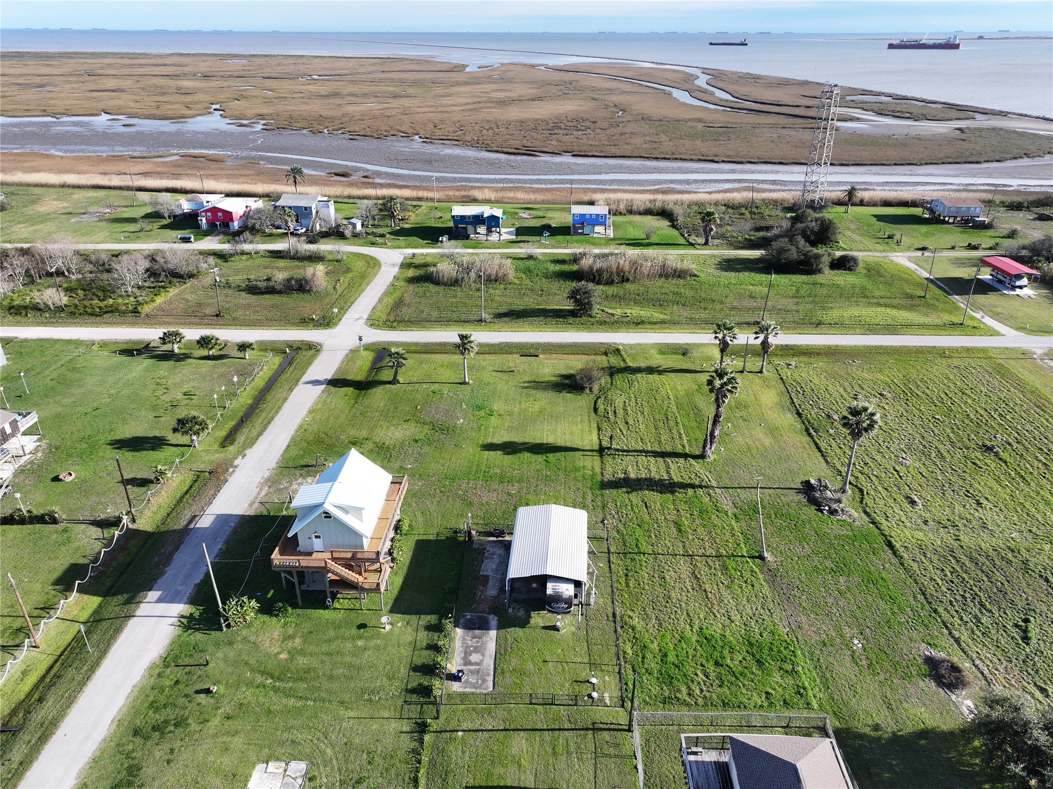 1921 Galveston Avenue Property Photo 13