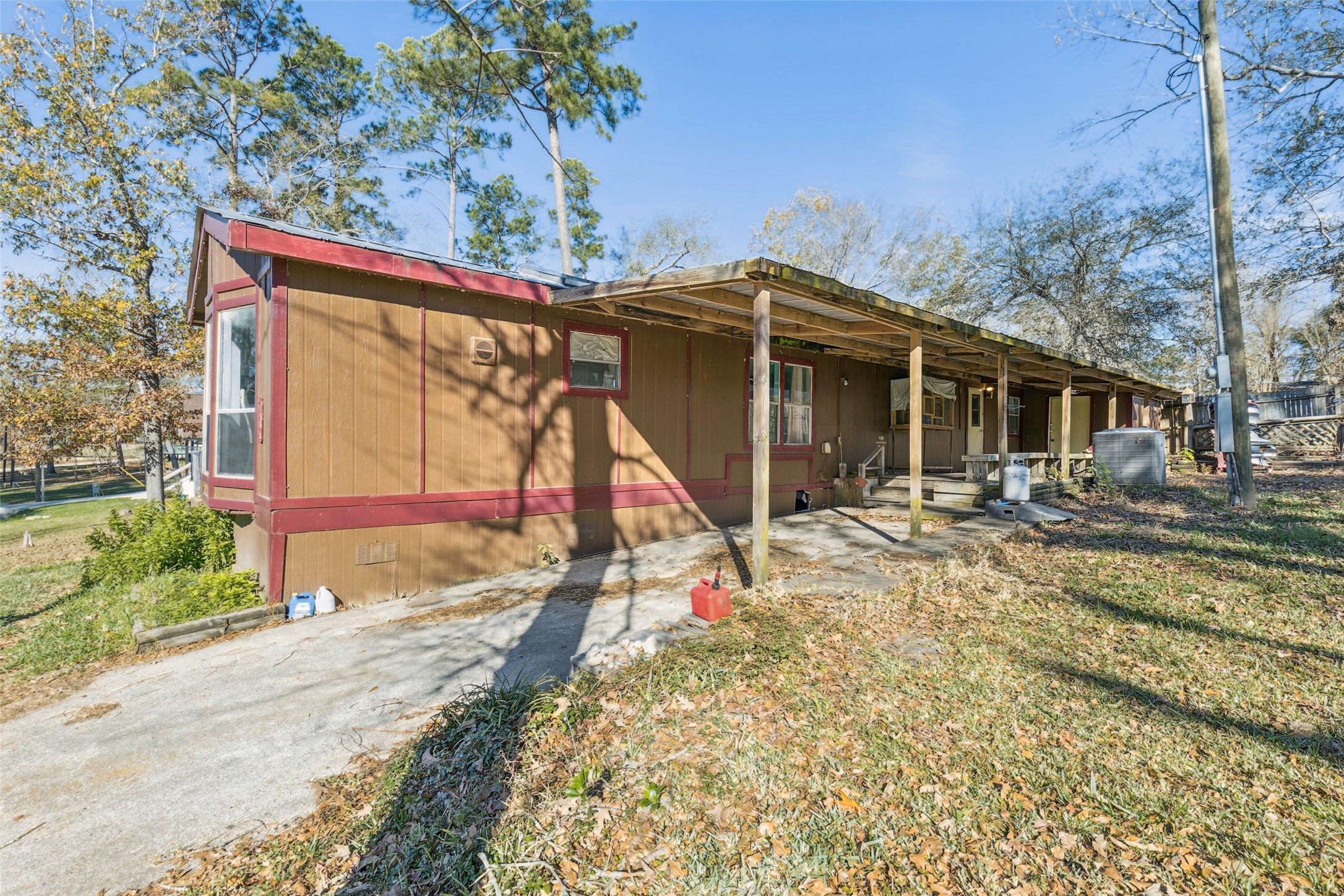 242 Pear Street Property Photo 2