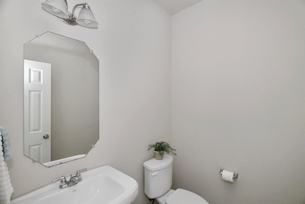 18543 Gardens End Lane Property Photo 24
