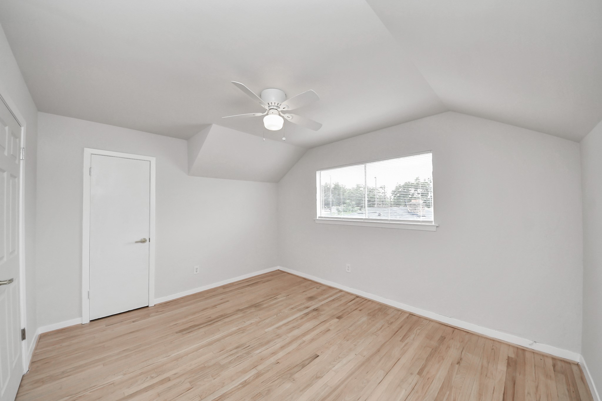 734 Dell Dale Street Property Photo 15