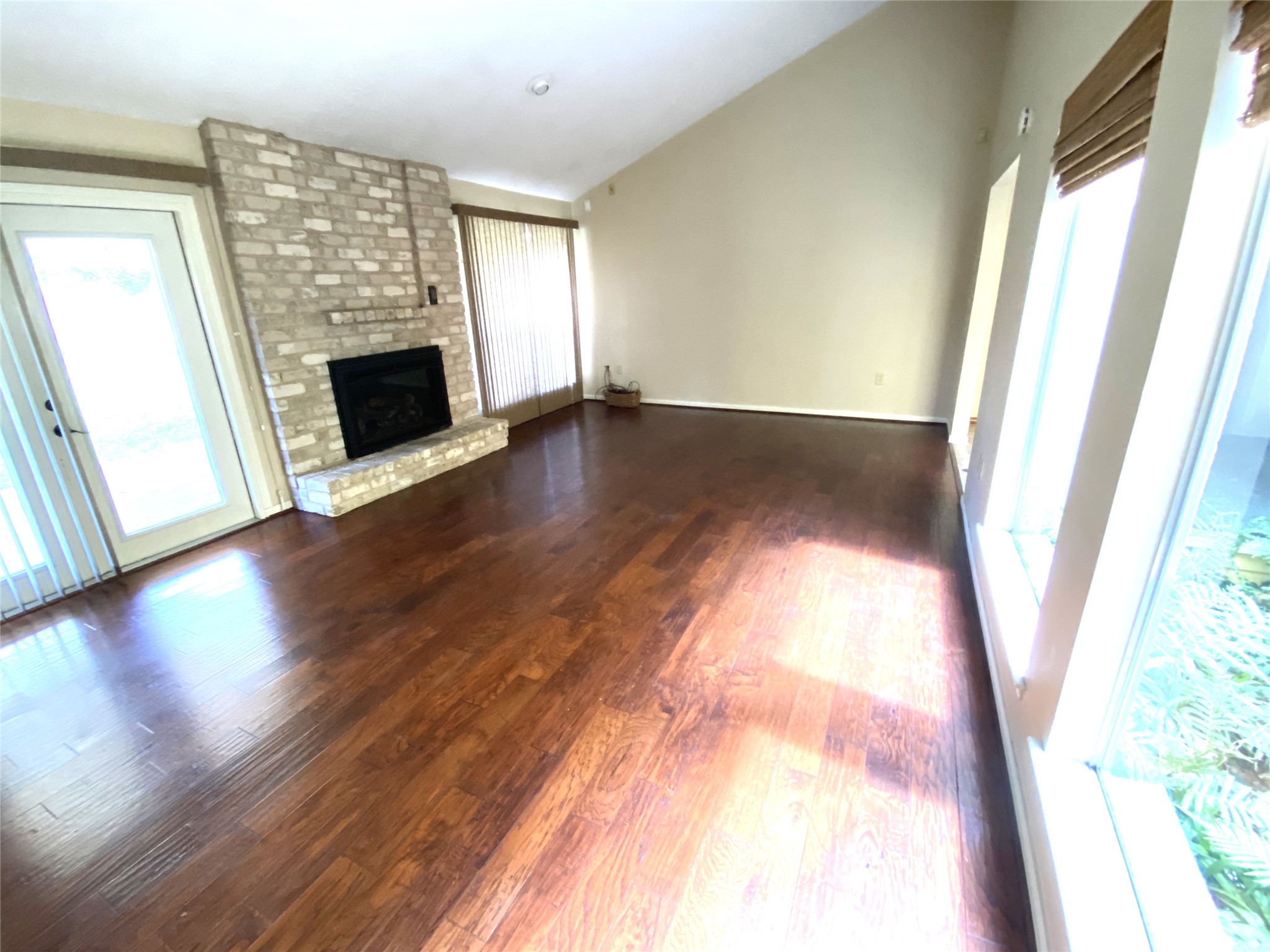 22522 Smokey Hill Drive Property Photo 6