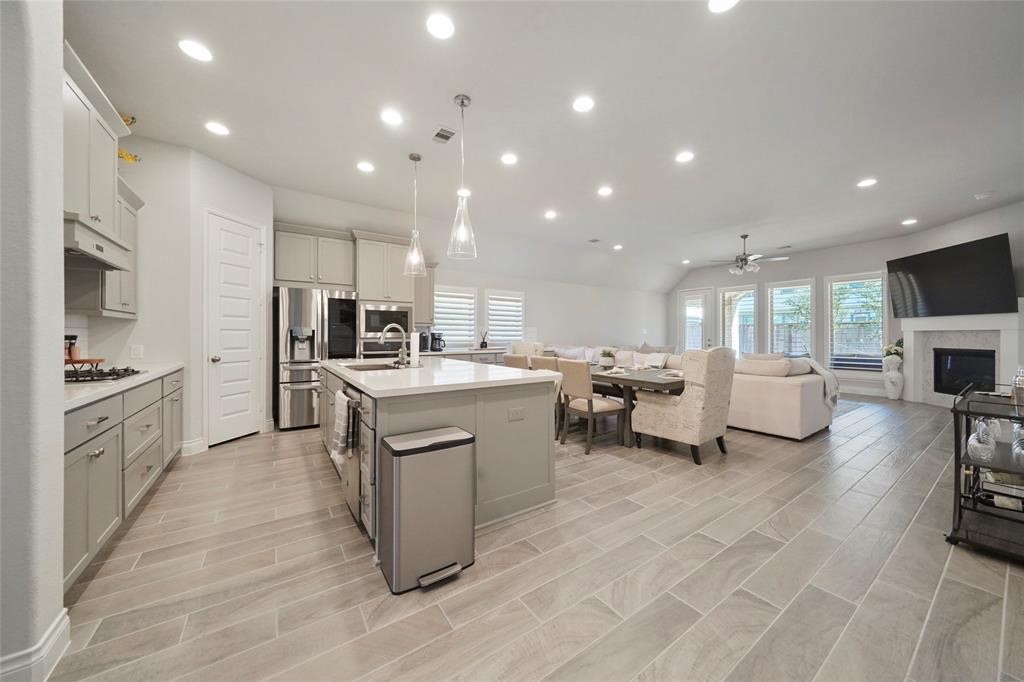 100 Wake Valley Court Property Photo 9