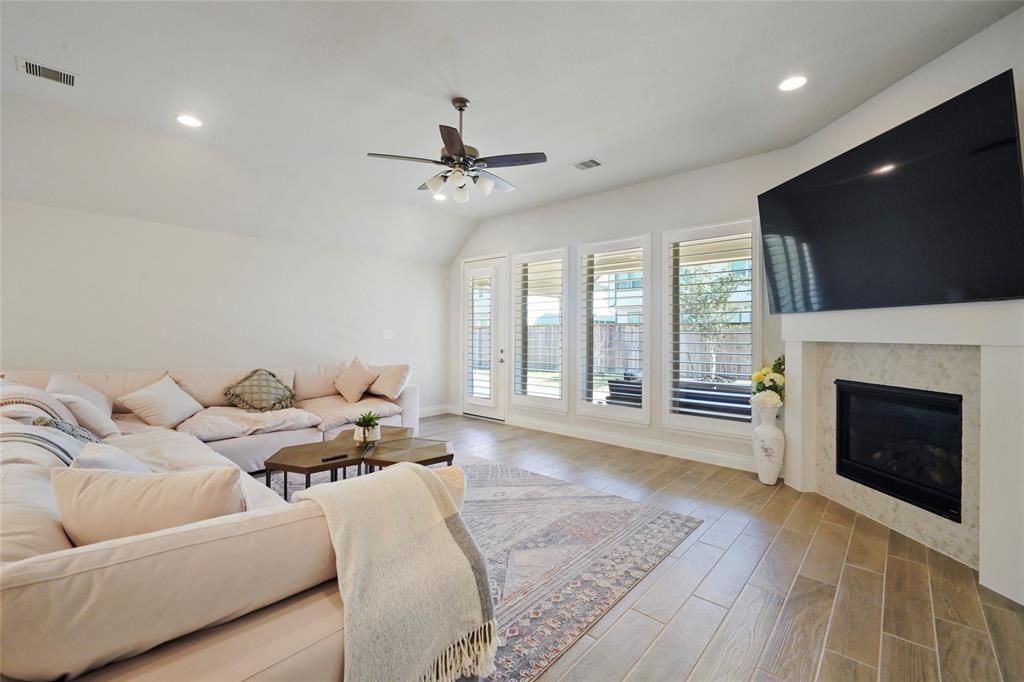 100 Wake Valley Court Property Photo 10