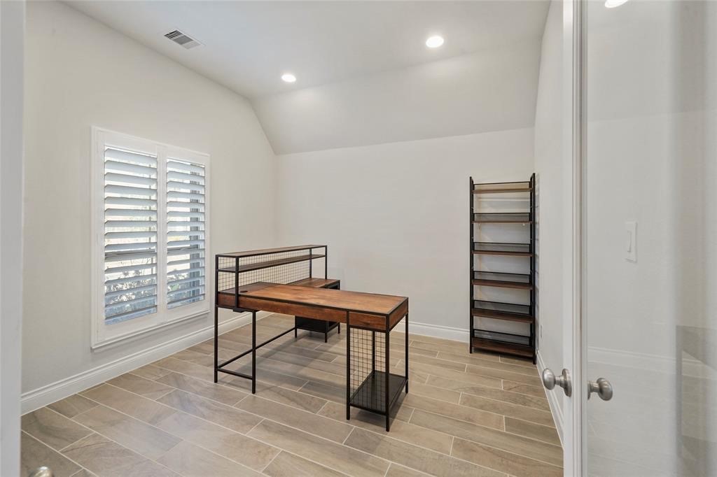 100 Wake Valley Court Property Photo 13
