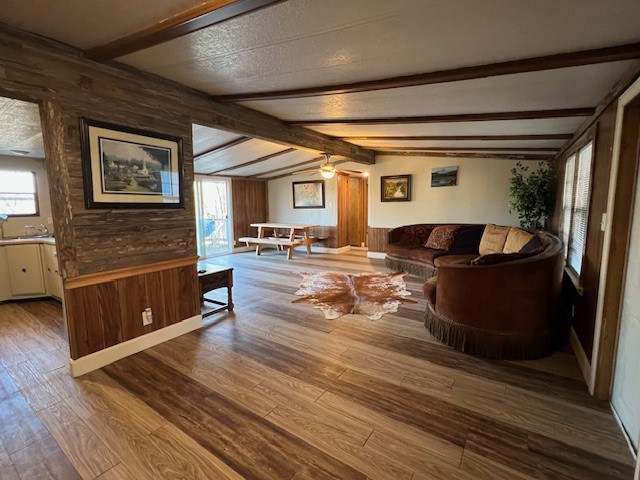 641 Mary Drive Property Photo 2