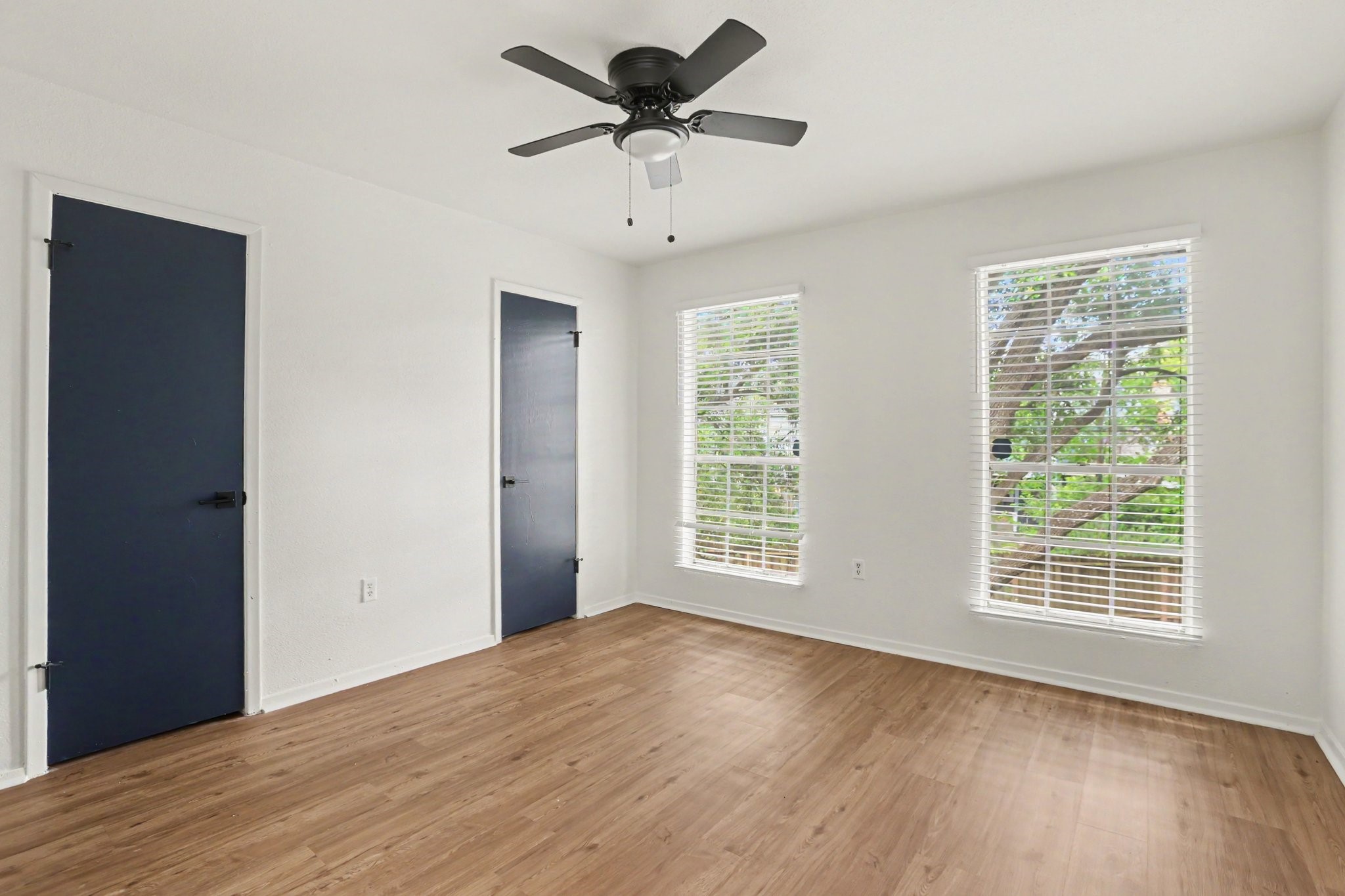 2119 Barr Street B Property Photo 14