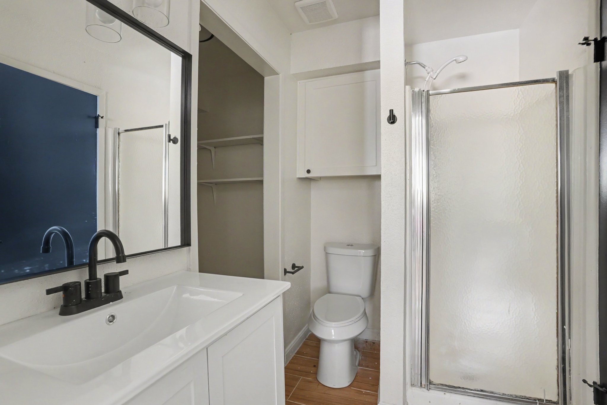 2119 Barr Street B Property Photo 15