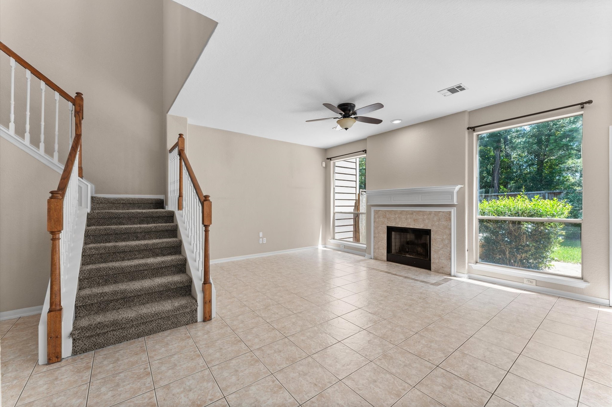 97 E Greenhill Terrace Place Property Photo 8
