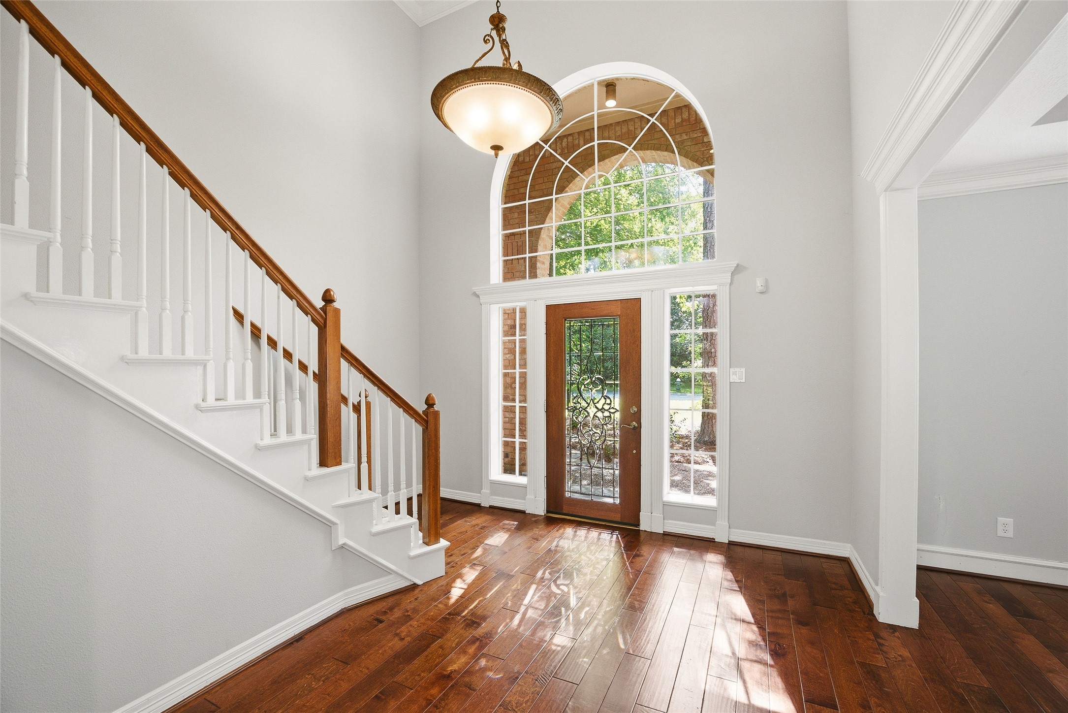 95 Rush Haven Drive Property Photo 3
