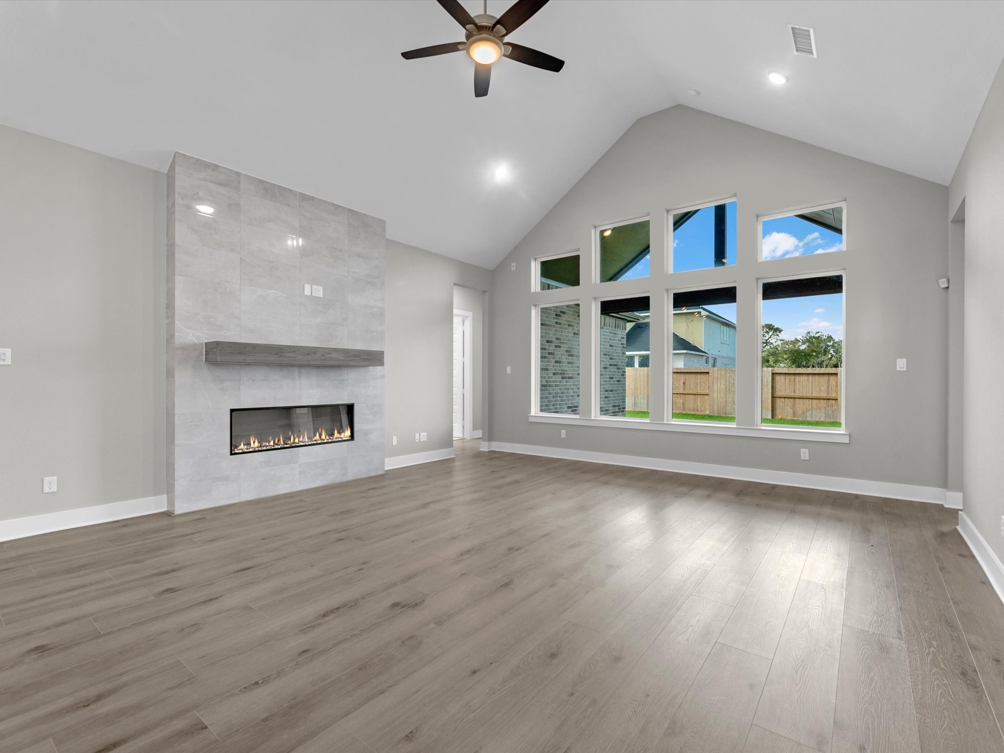 2627 Crown Ridge Drive Property Photo 10