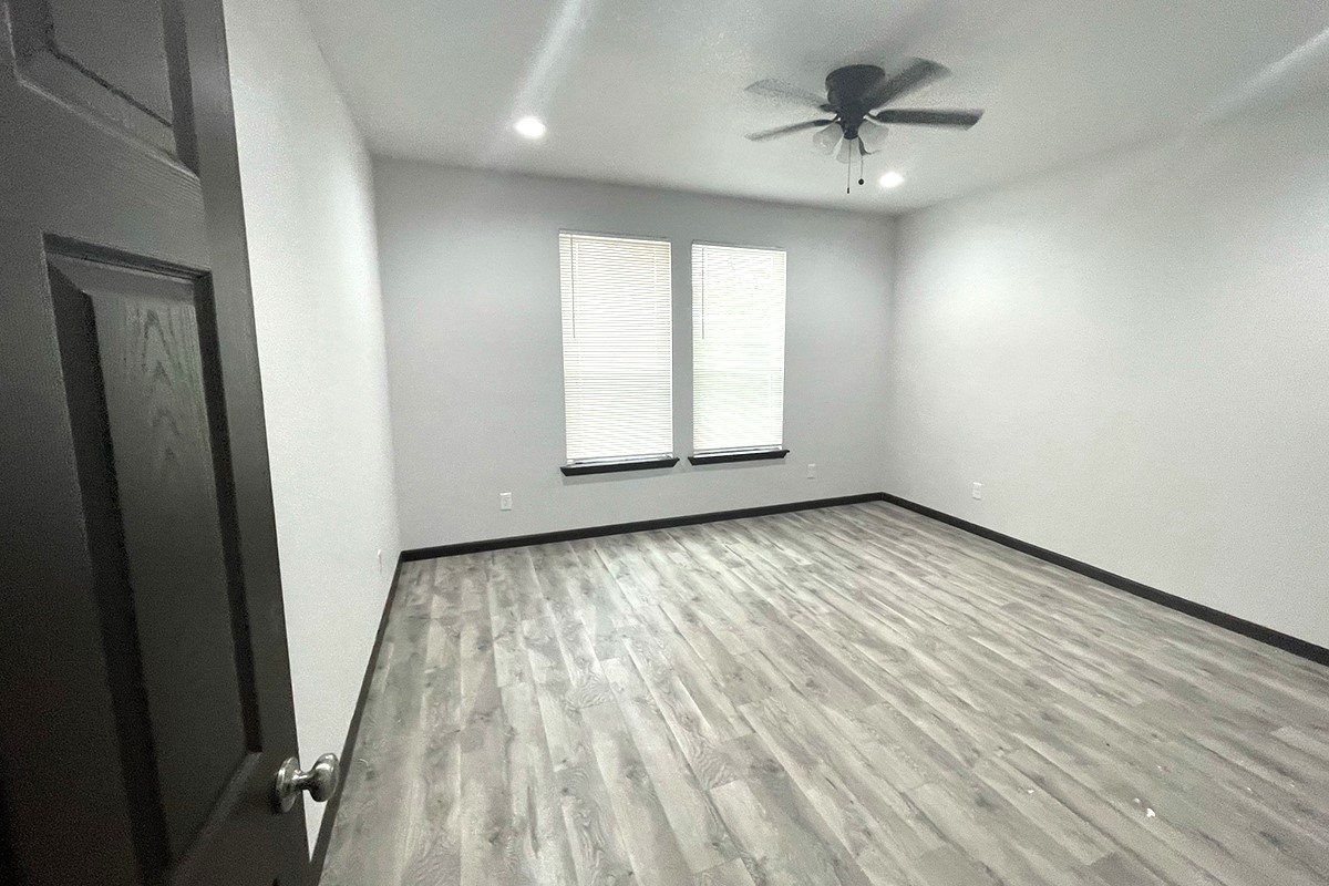 6510 Goforth Street Property Photo 9