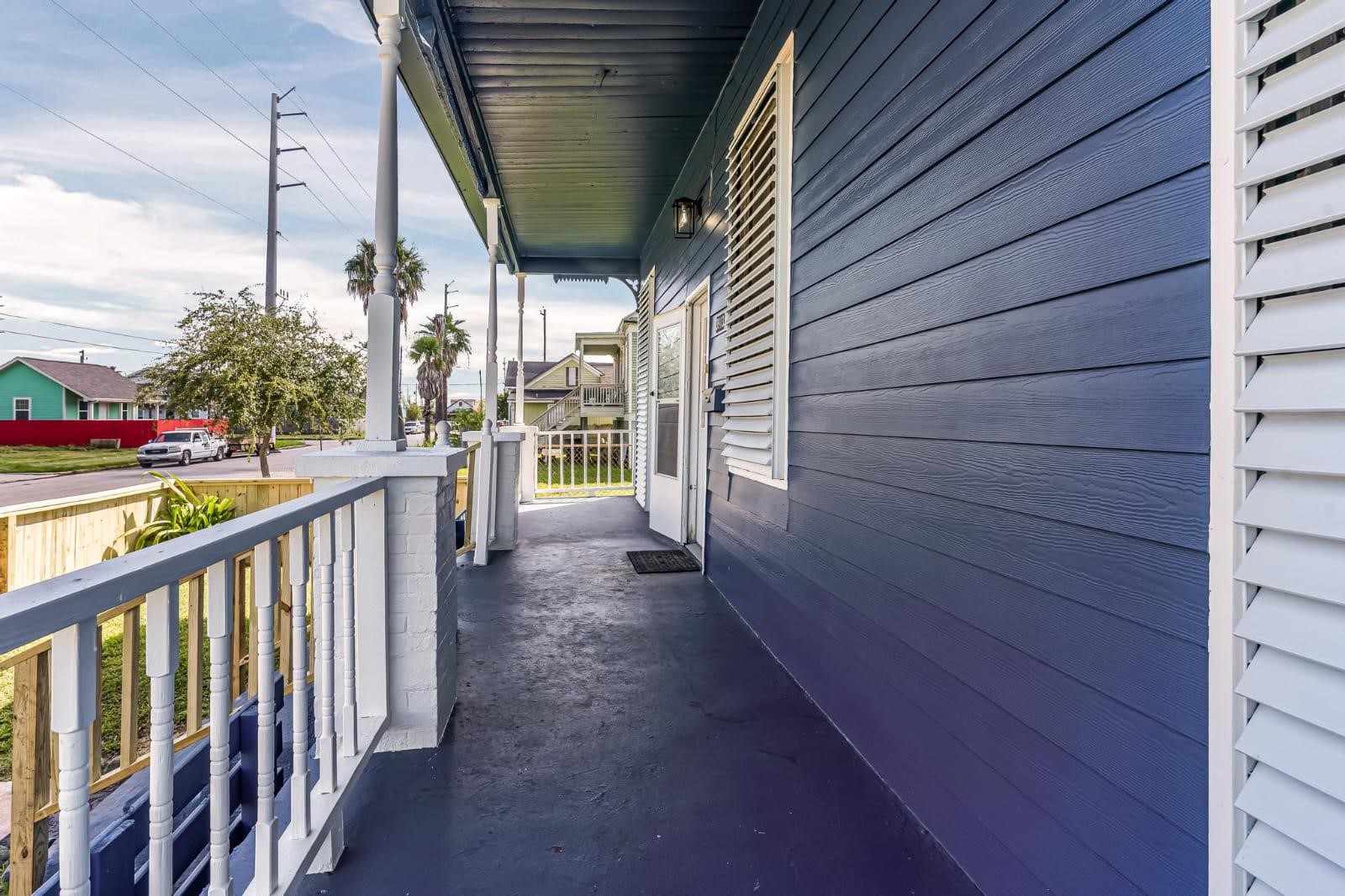 3913 Ball St Property Photo 6