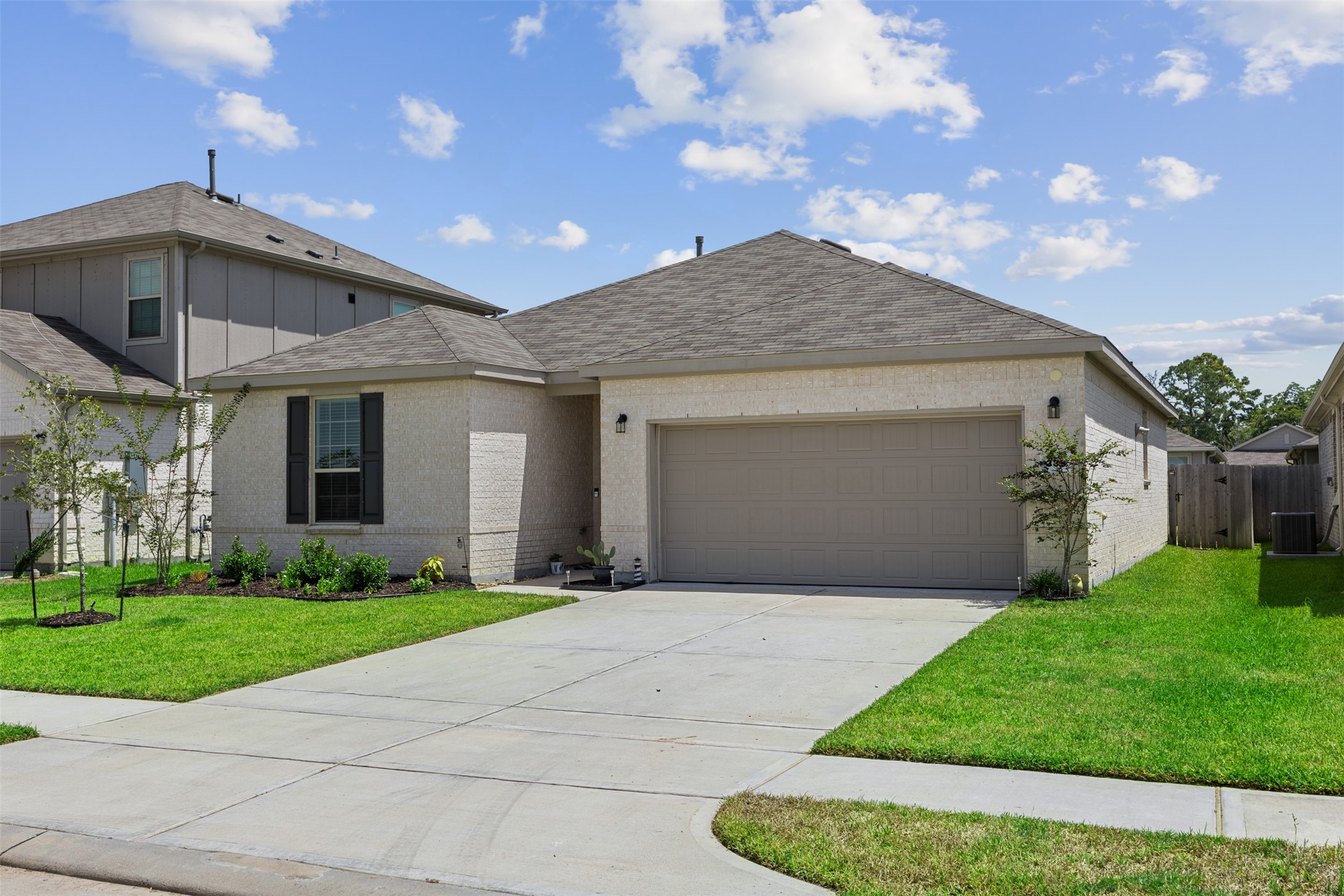 338 Paso Fino Drive Property Photo 1