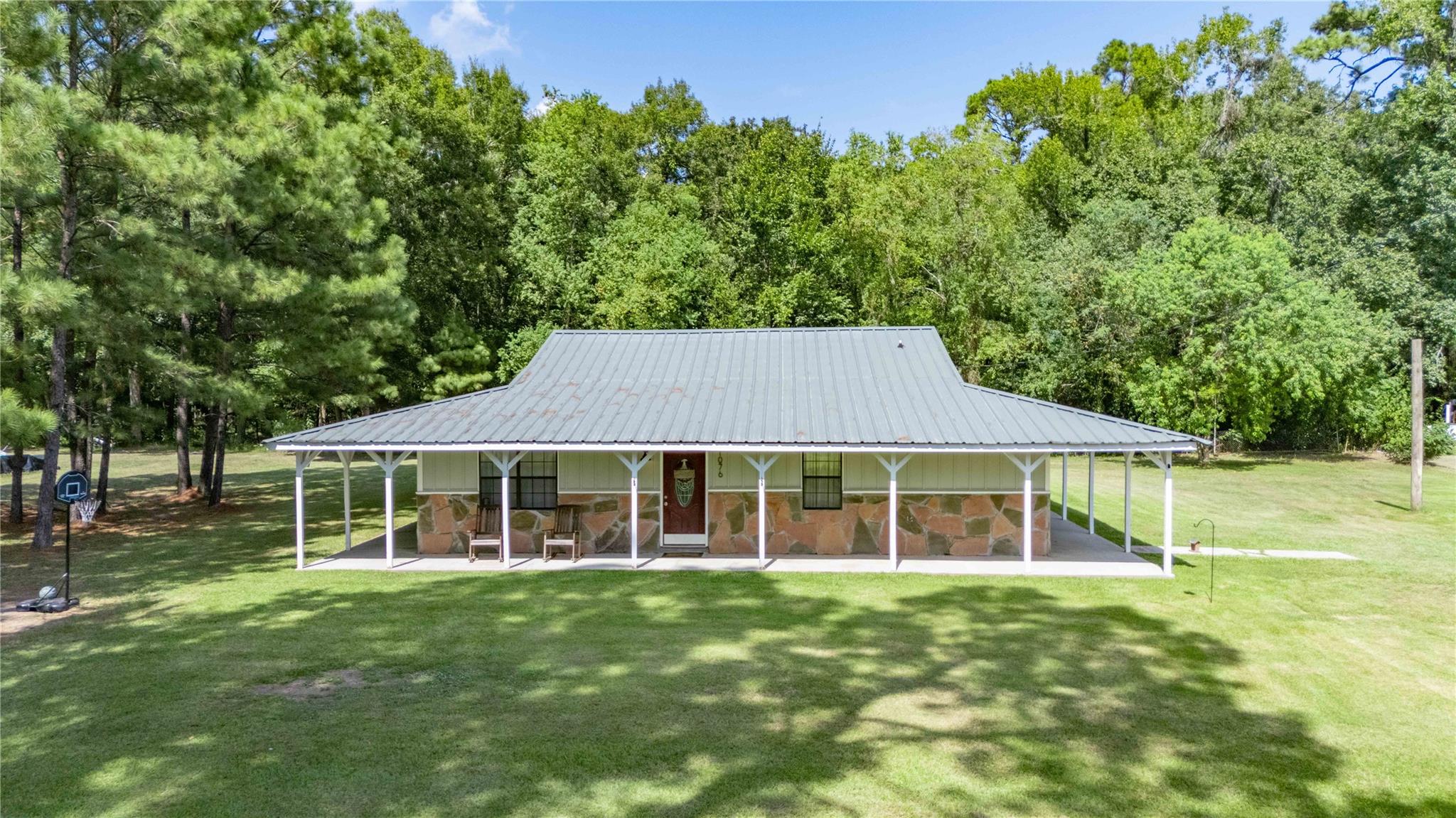 1076 Wallisville Liberty Road, Wallisville Tx 77597 Property Photo 4
