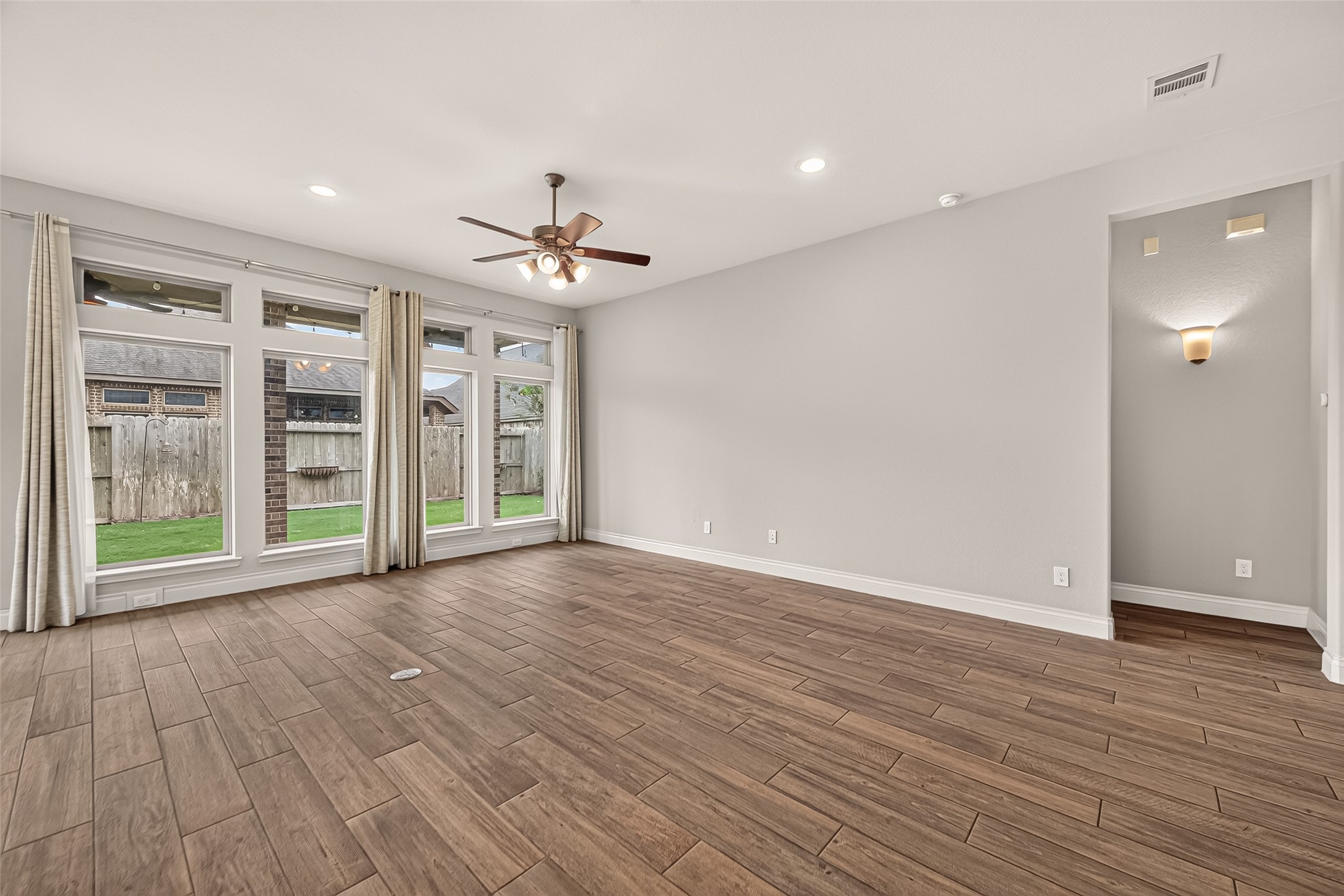 4539 Hazel Bay Court Property Photo 9