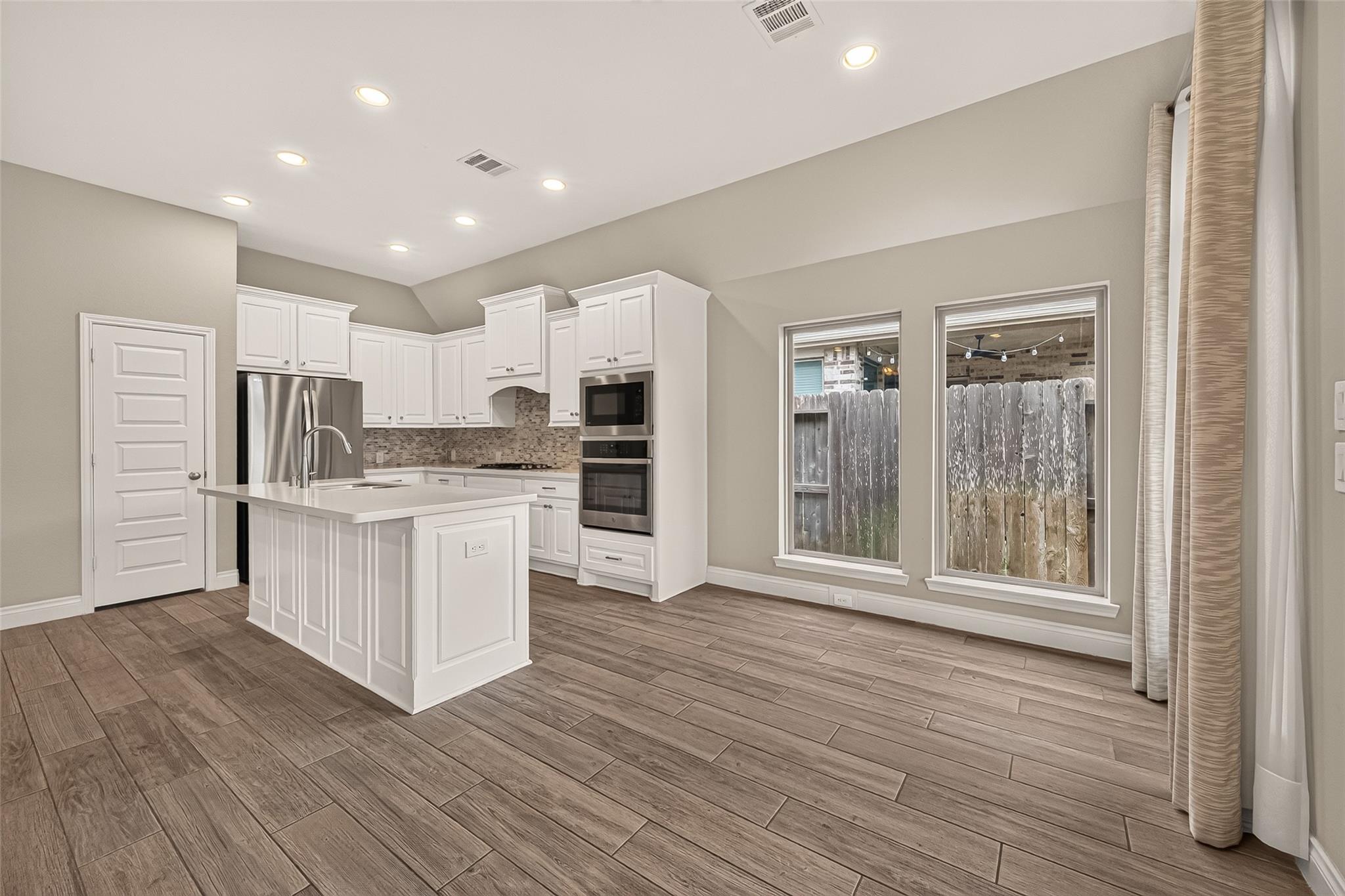 4539 Hazel Bay Court Property Photo 12