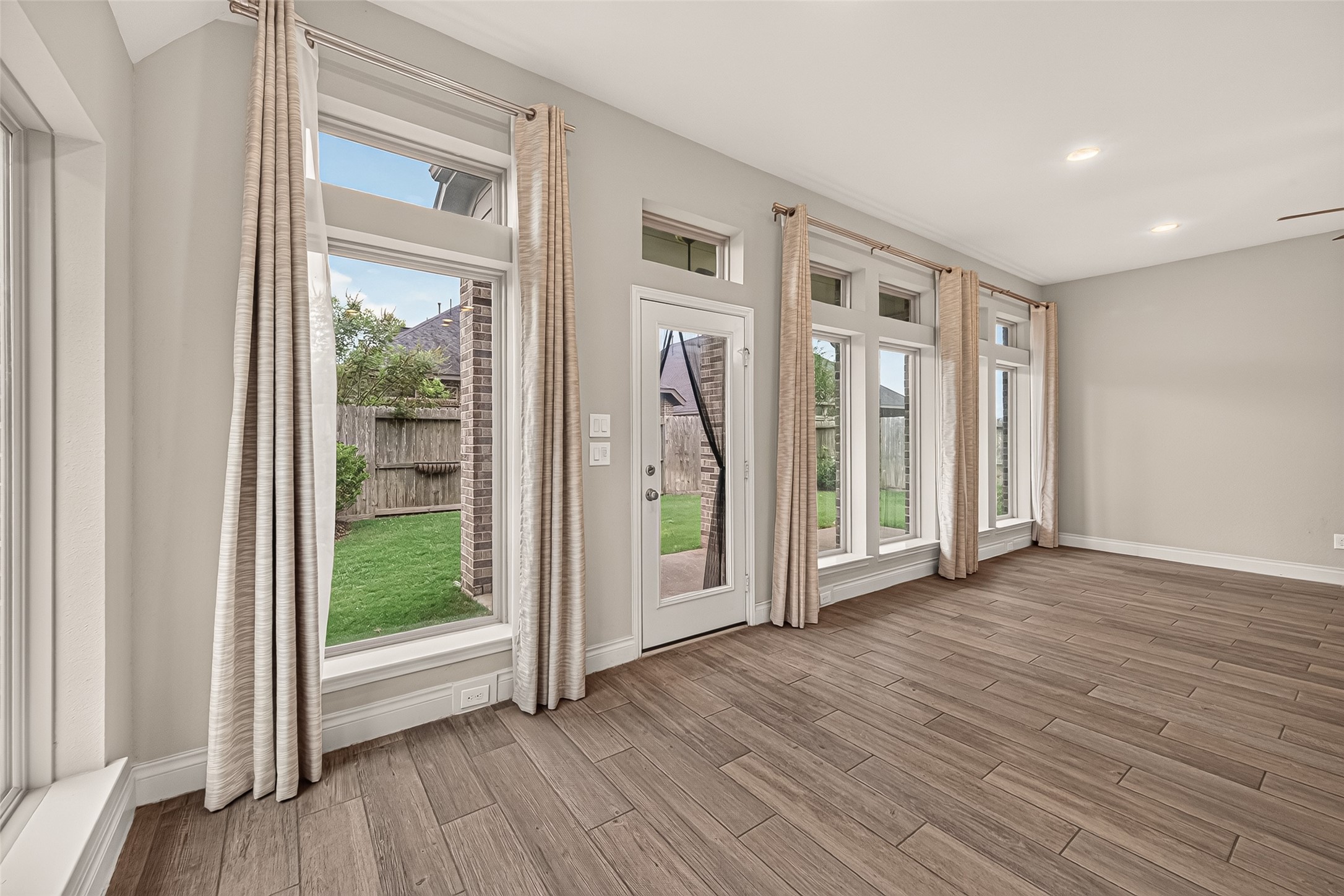 4539 Hazel Bay Court Property Photo 14