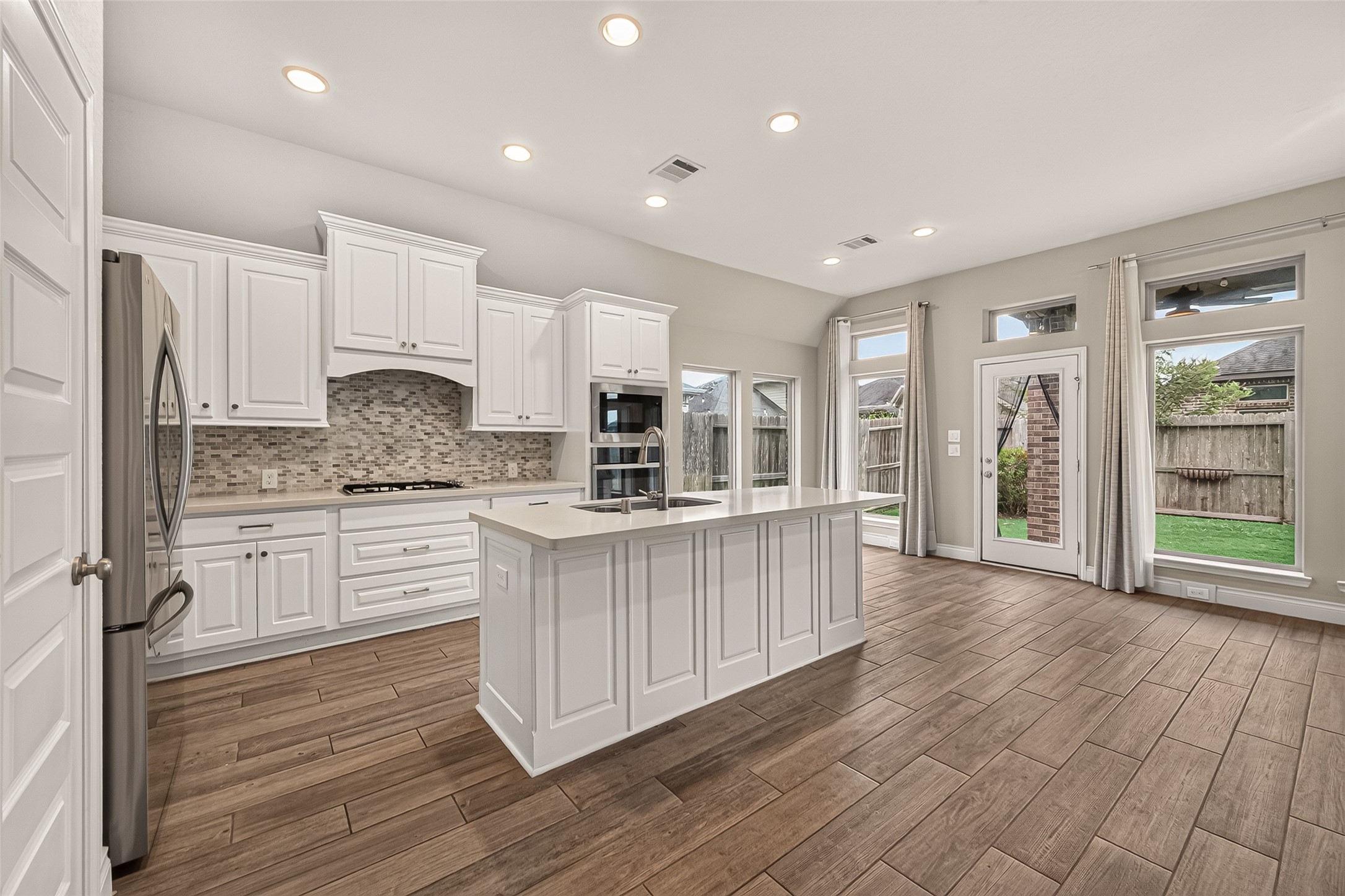 4539 Hazel Bay Court Property Photo 15