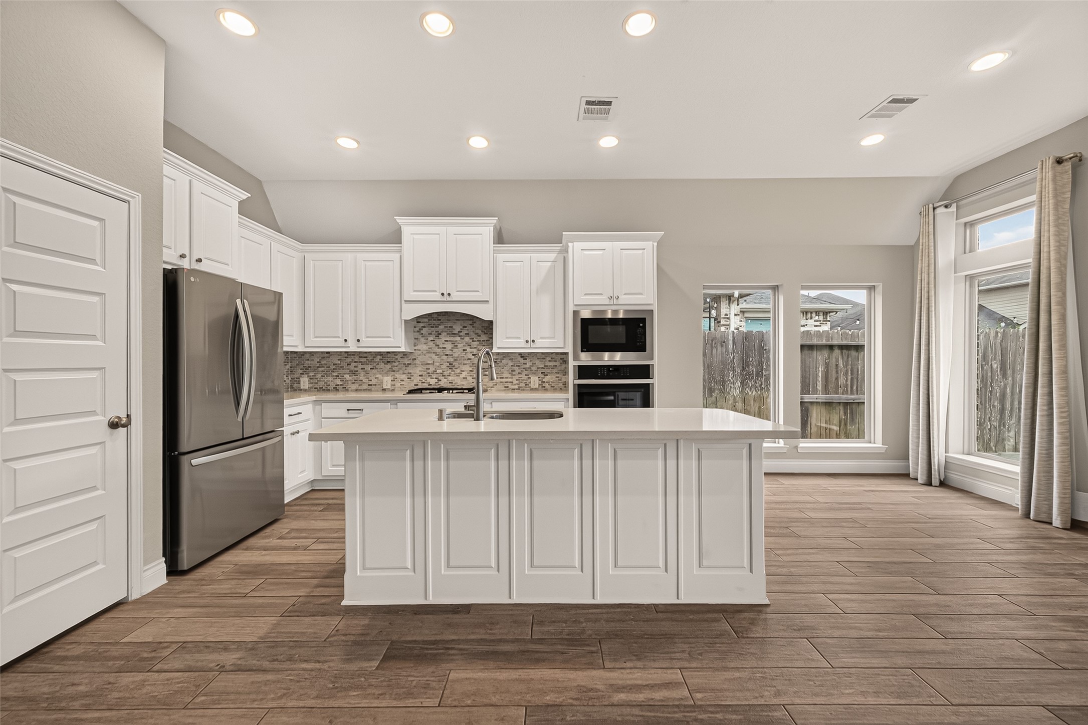 4539 Hazel Bay Court Property Photo 16