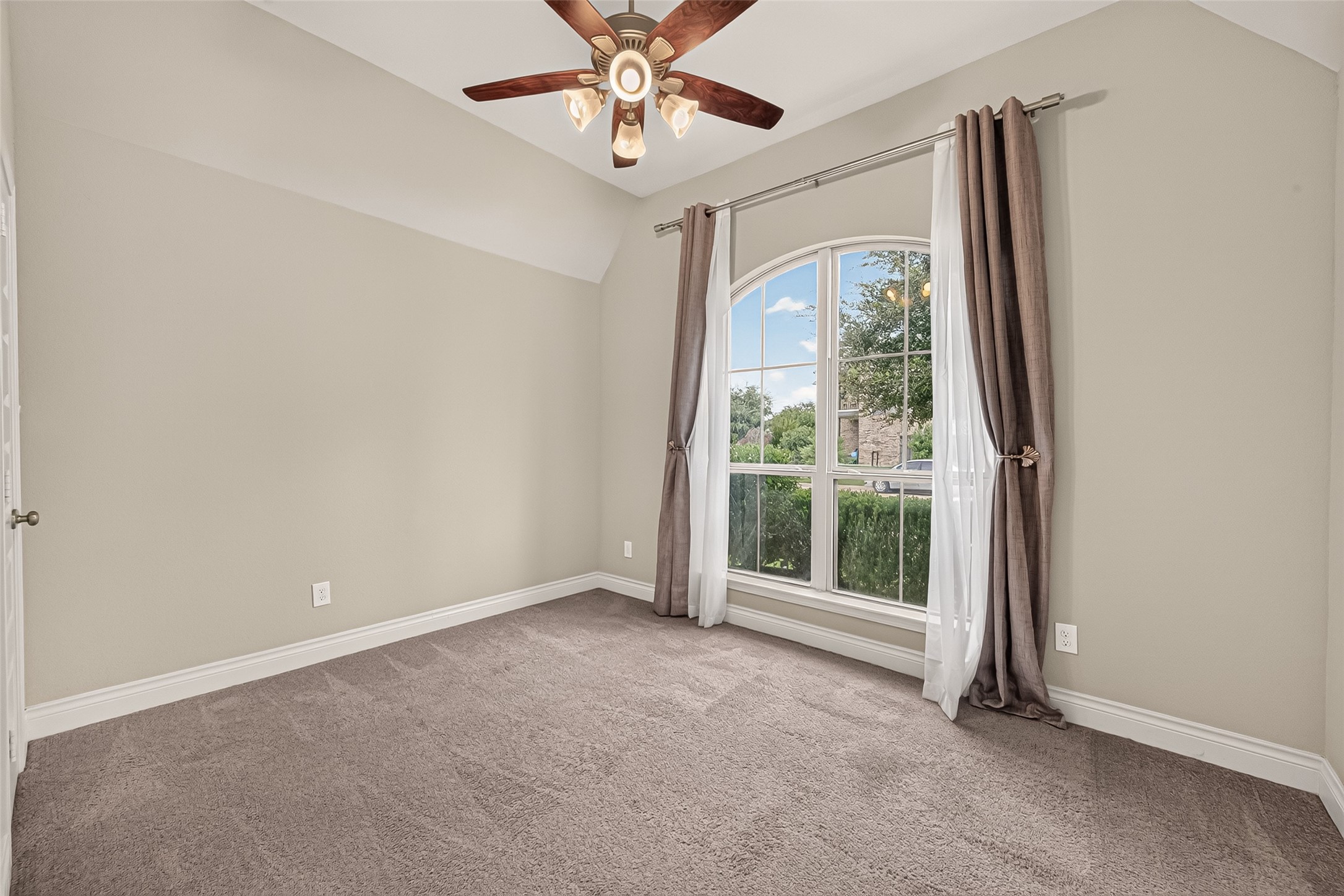 4539 Hazel Bay Court Property Photo 28