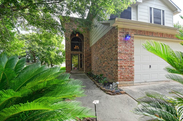 107 Cove W Property Photo 4