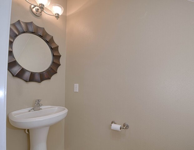 107 Cove W Property Photo 11