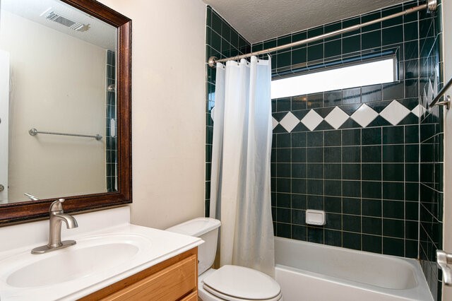 107 Cove W Property Photo 16