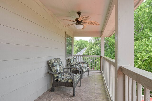 107 Cove W Property Photo 21