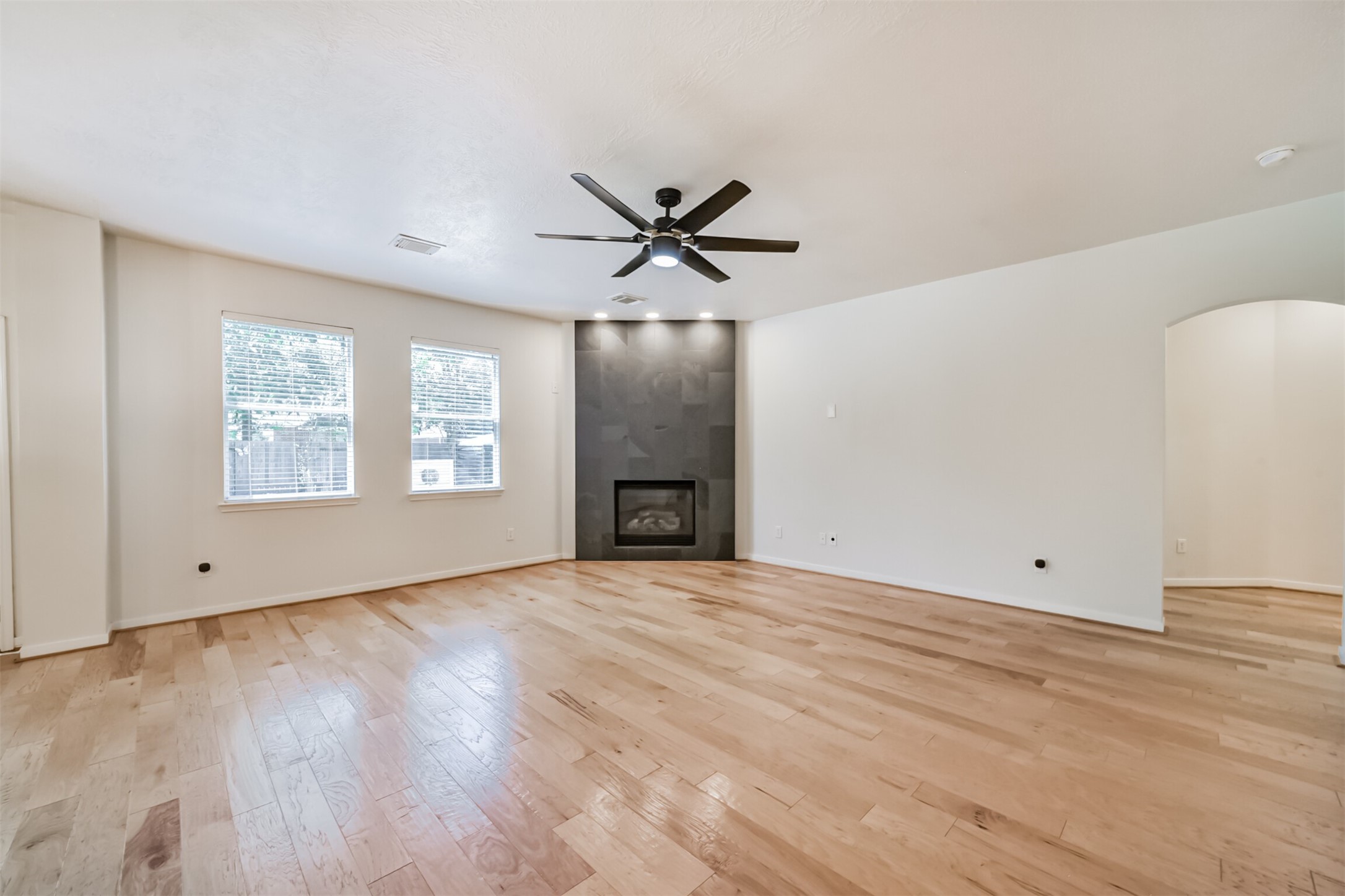 18307 Wild Lilac Trail Property Photo 9