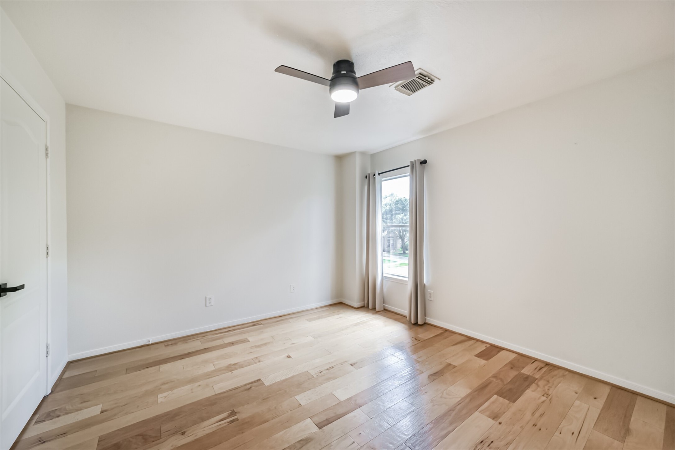 18307 Wild Lilac Trail Property Photo 25