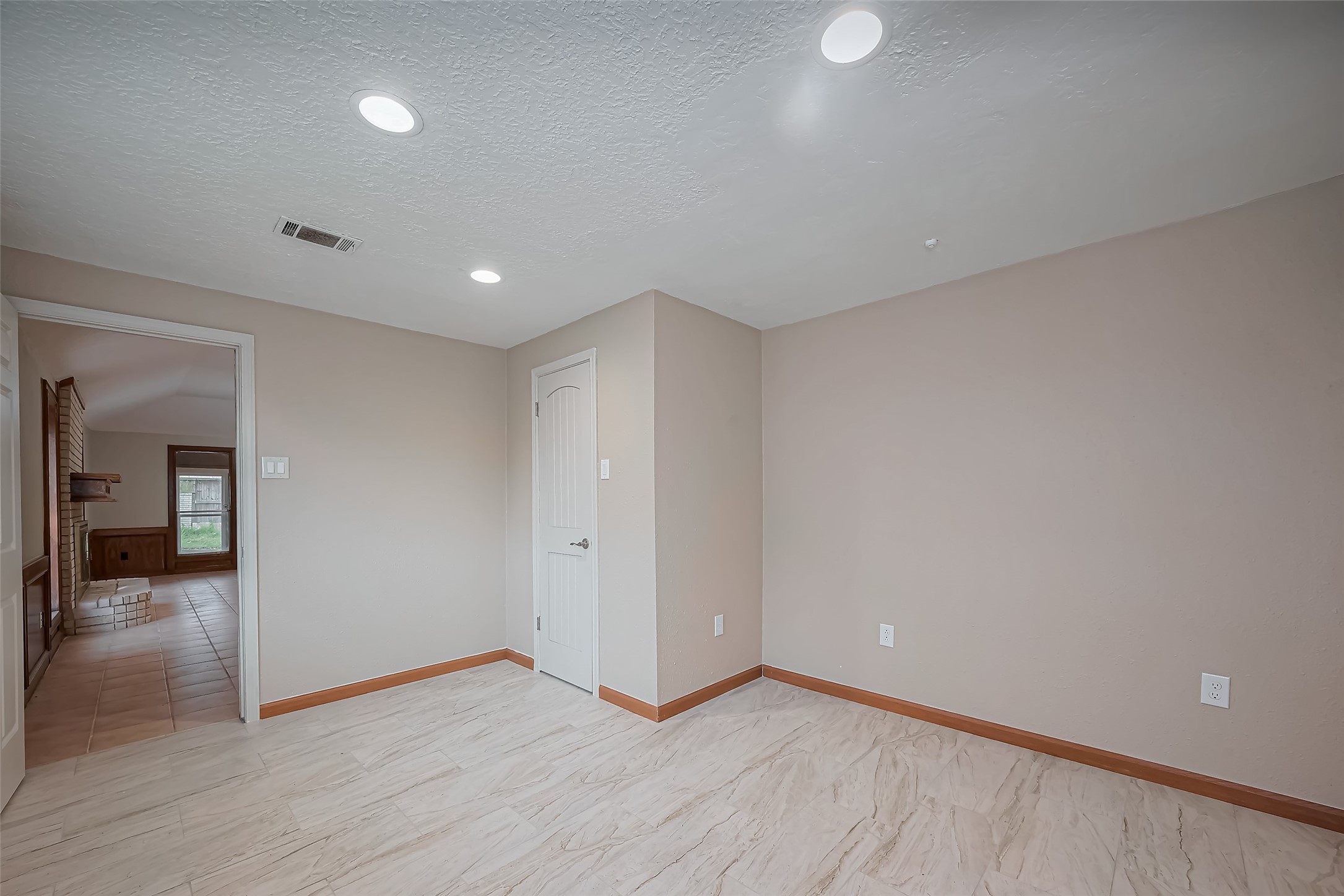 4015 Black Locust Drive Property Photo 25