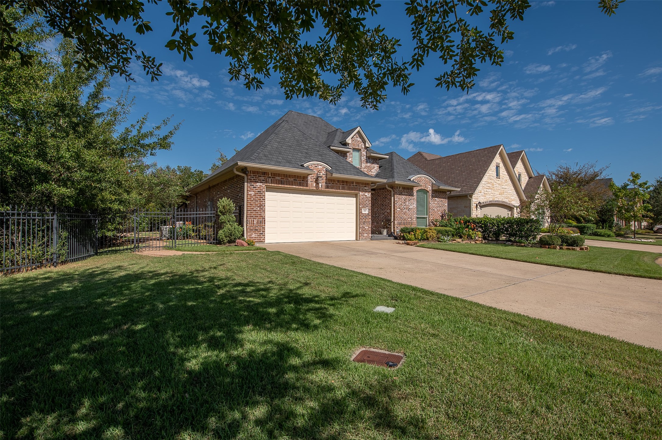 5172 Stonewater Loop Property Photo 4