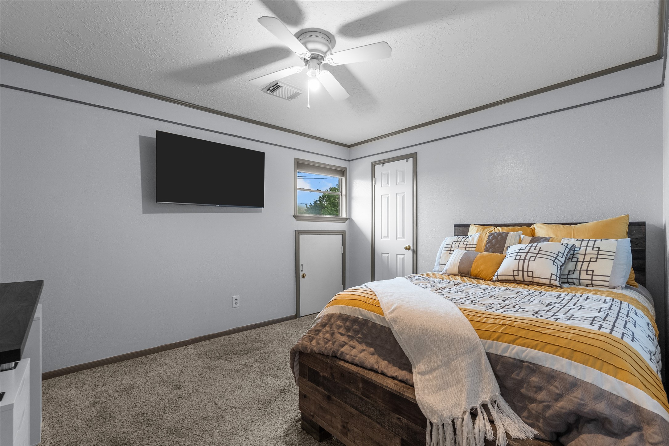 1102 Juniper Canyon Lane Property Photo 30