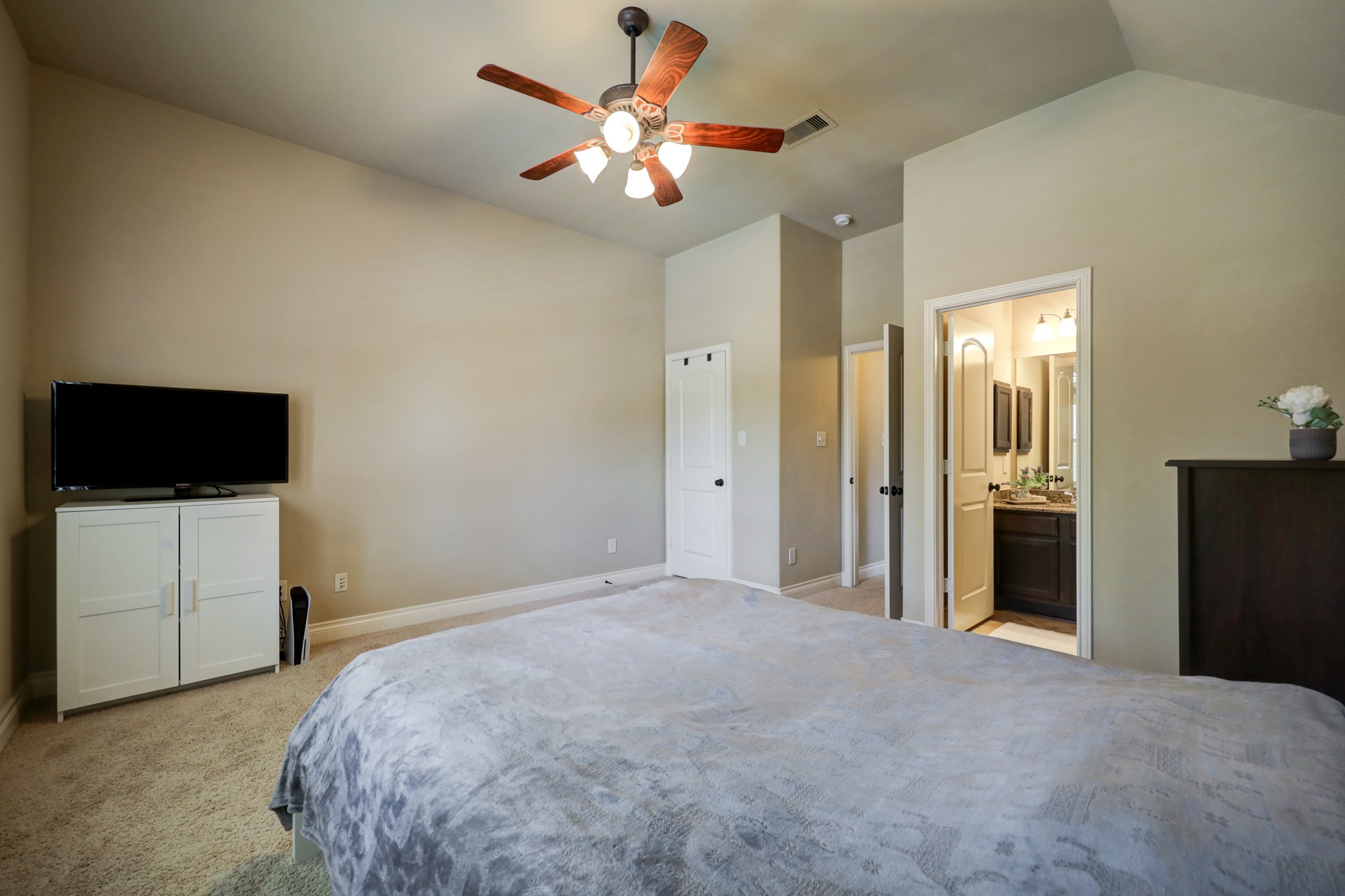 16814 Kilgarth Drive Property Photo 38