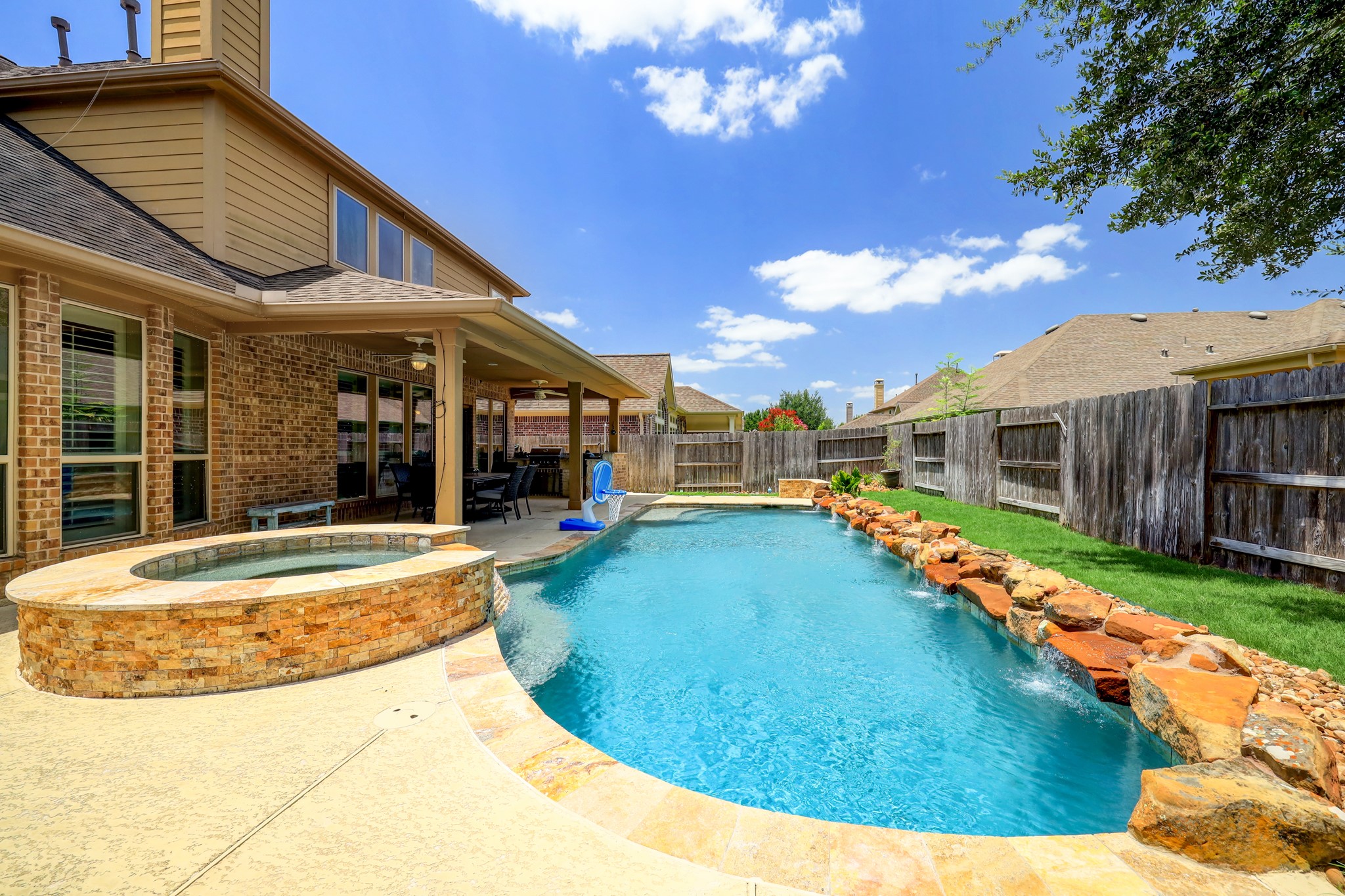 16814 Kilgarth Drive Property Photo 45