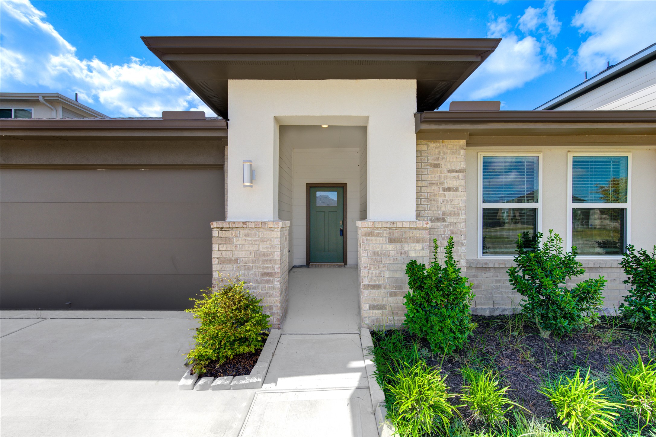 30215 Lone Peak Drive Property Photo 3