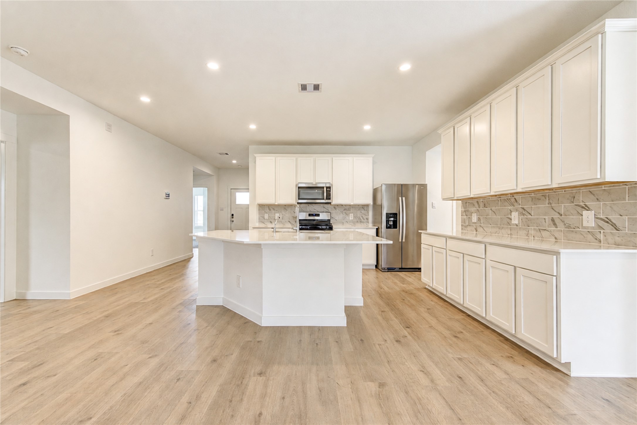 30215 Lone Peak Drive Property Photo 4