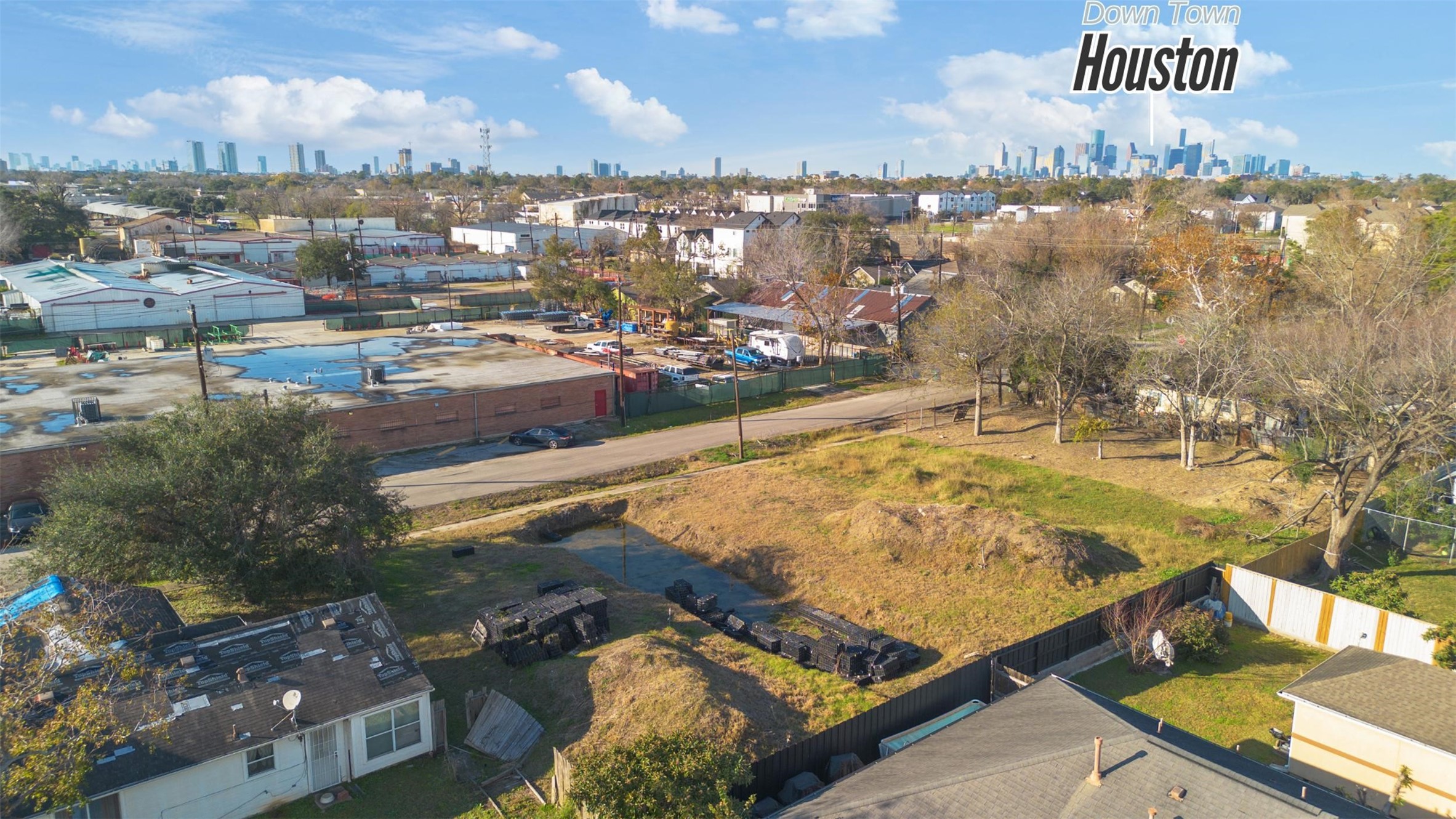 6019 England Street Property Photo 19