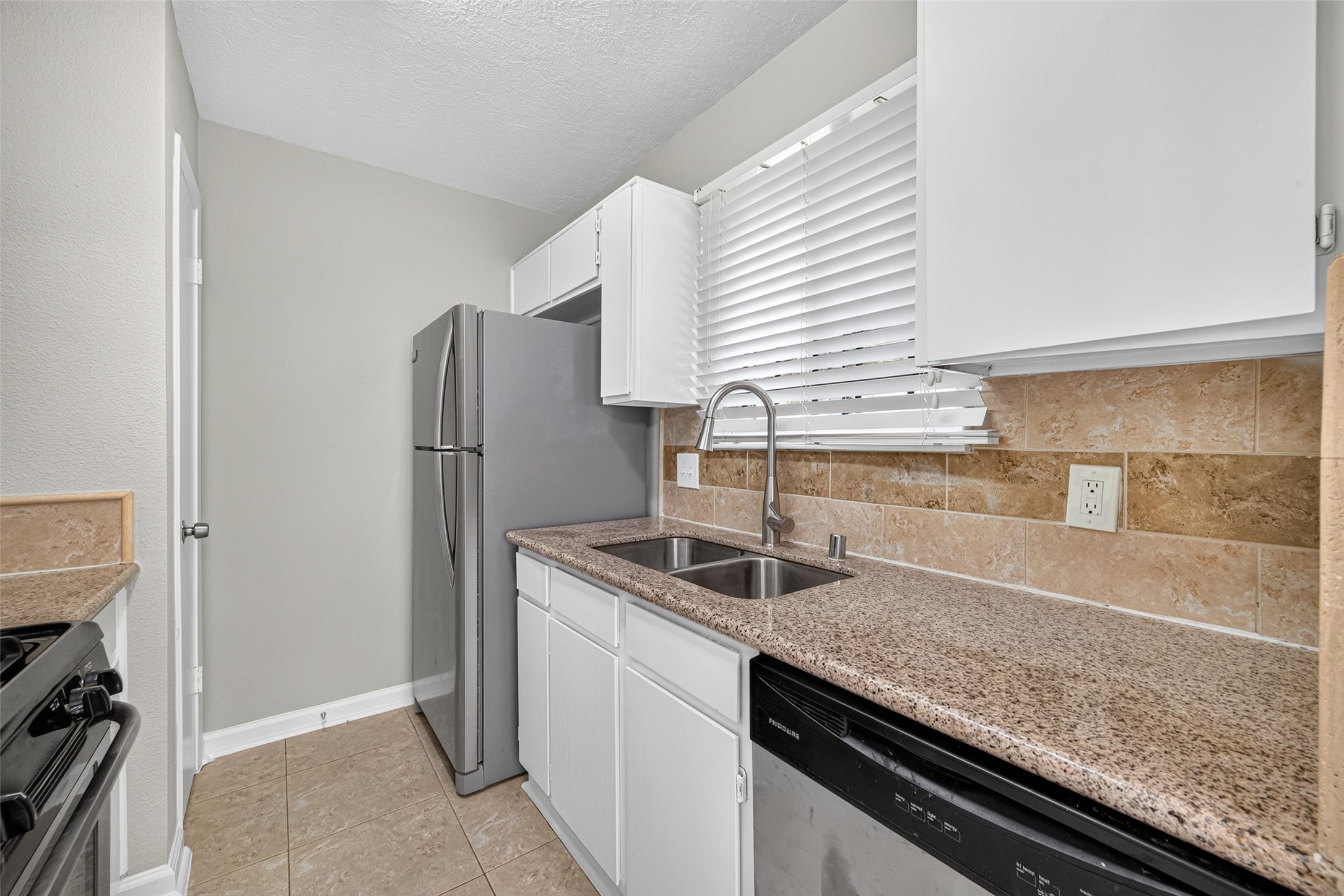 16203 Beck Ridge Drive Property Photo 12