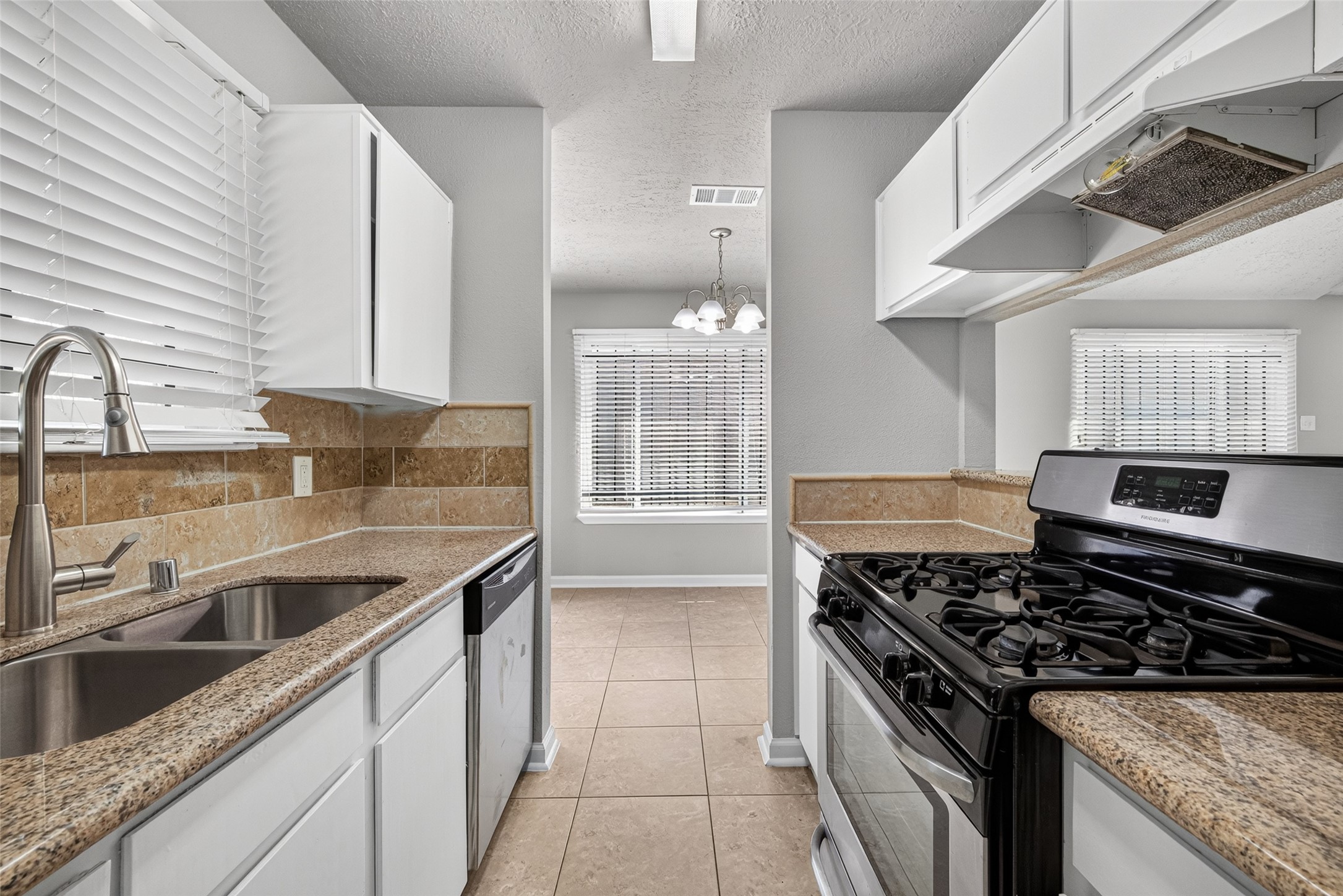 16203 Beck Ridge Drive Property Photo 15