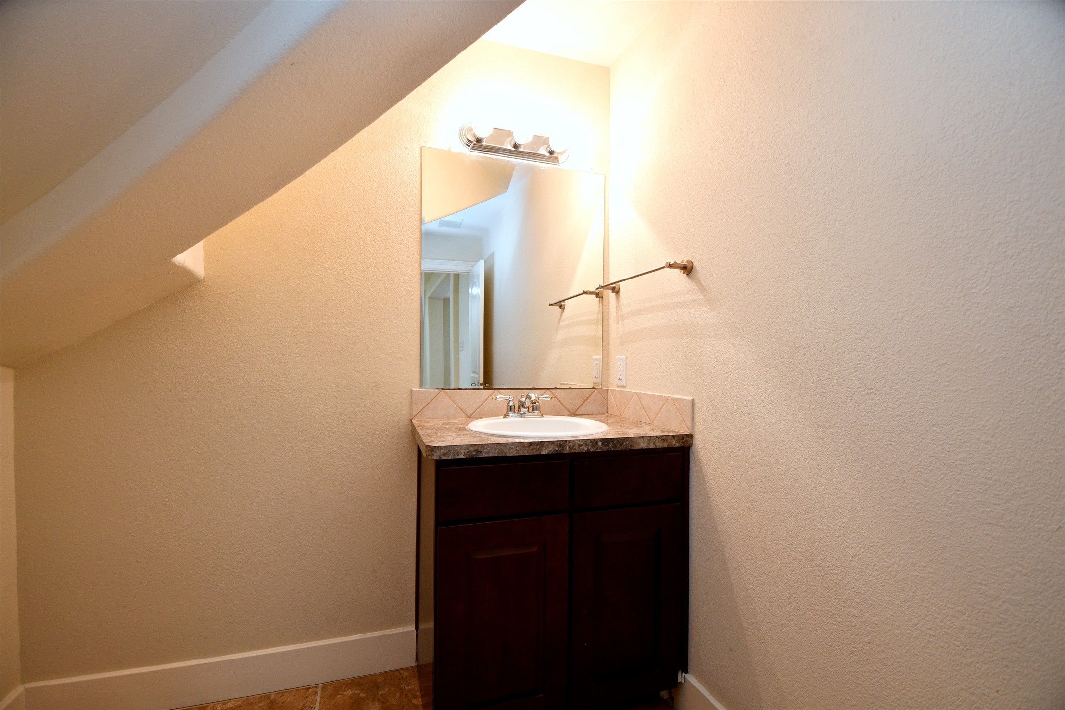 5211 Holly View Property Photo 8