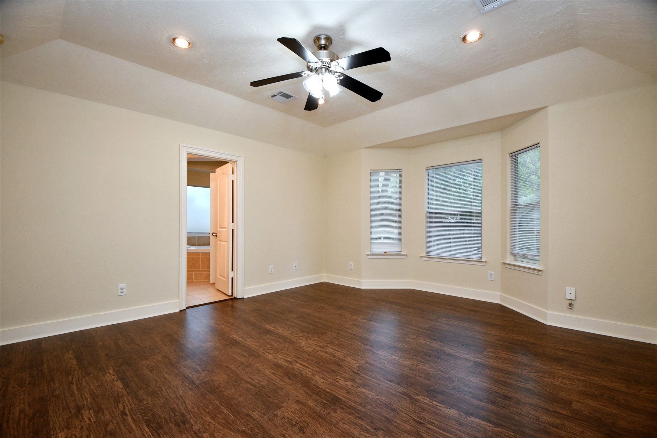 5211 Holly View Property Photo 21