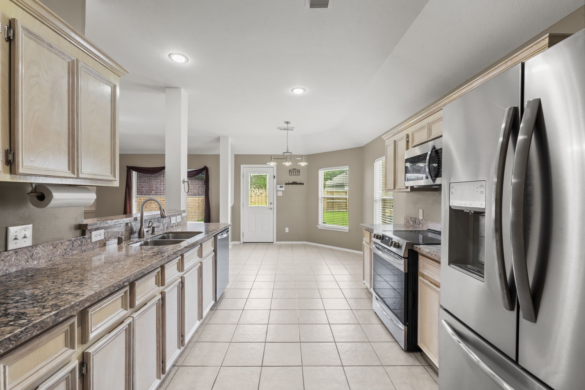 20507 Somerset Hill Court Property Photo 17