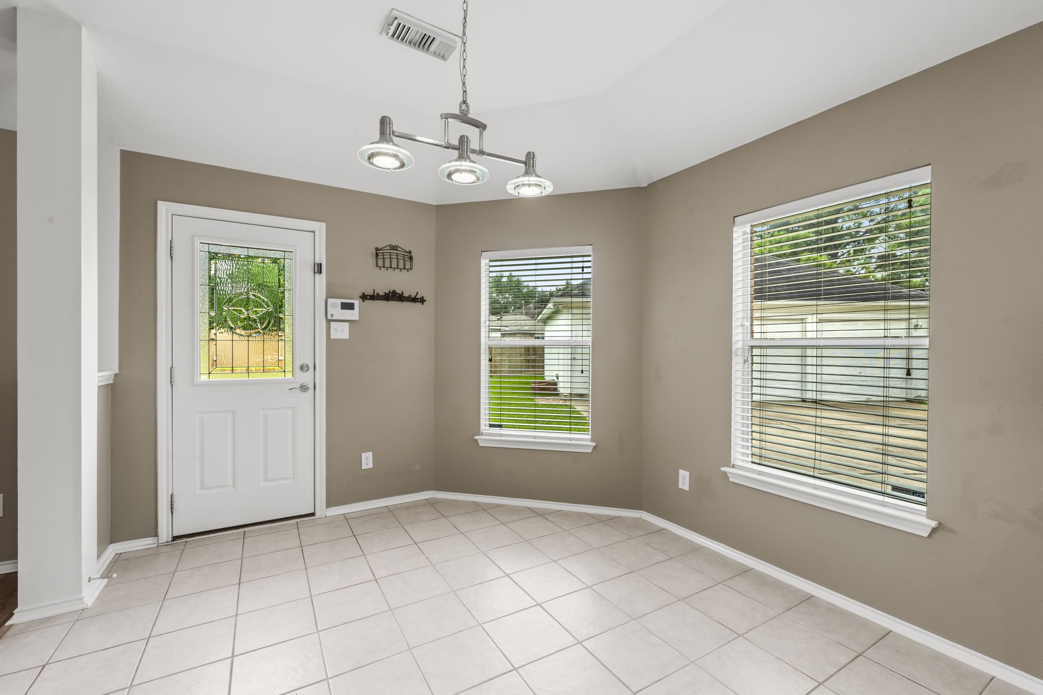 20507 Somerset Hill Court Property Photo 18