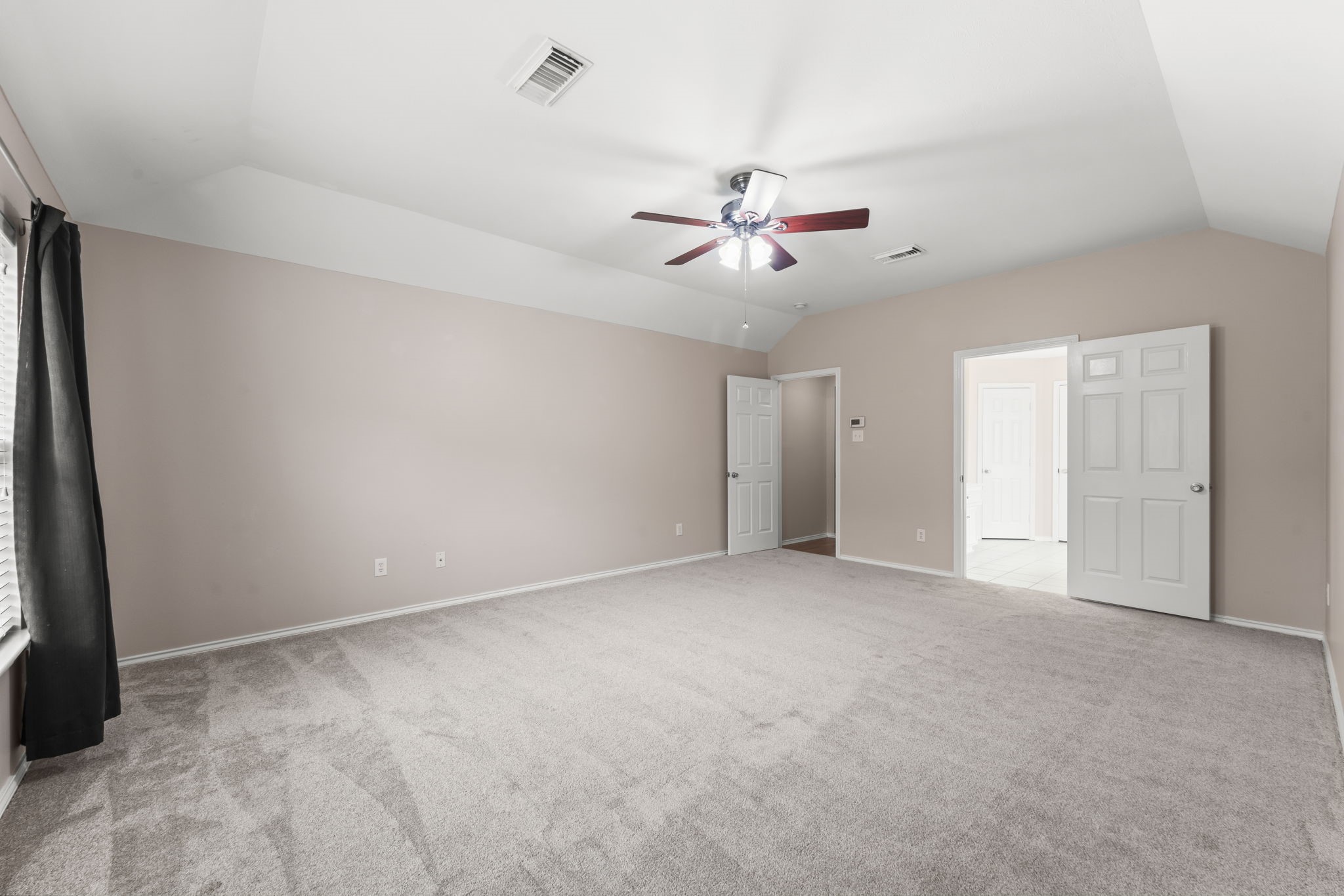 20507 Somerset Hill Court Property Photo 23