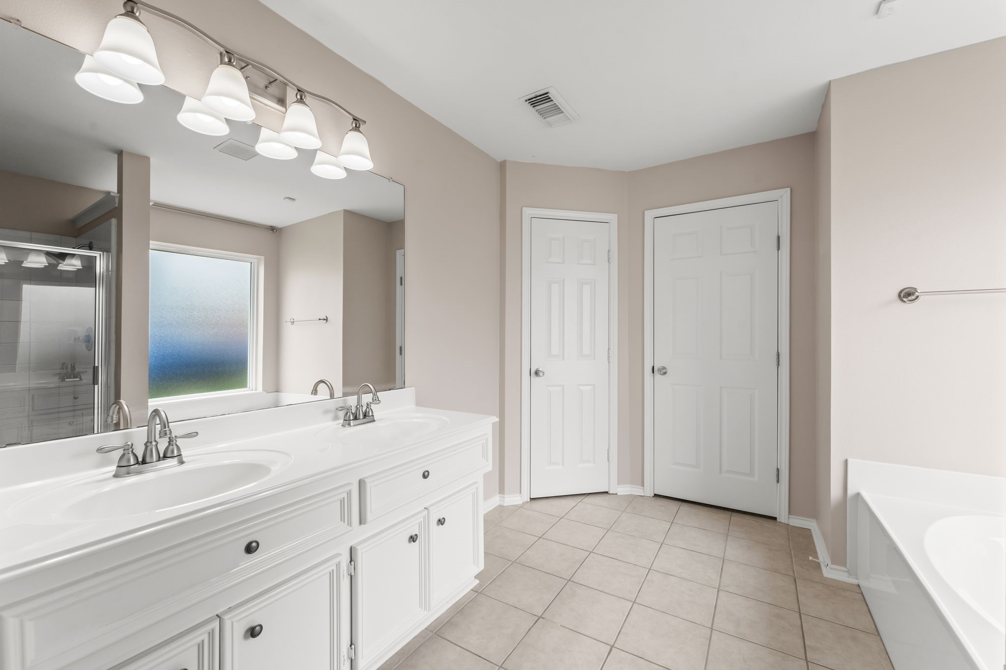 20507 Somerset Hill Court Property Photo 24