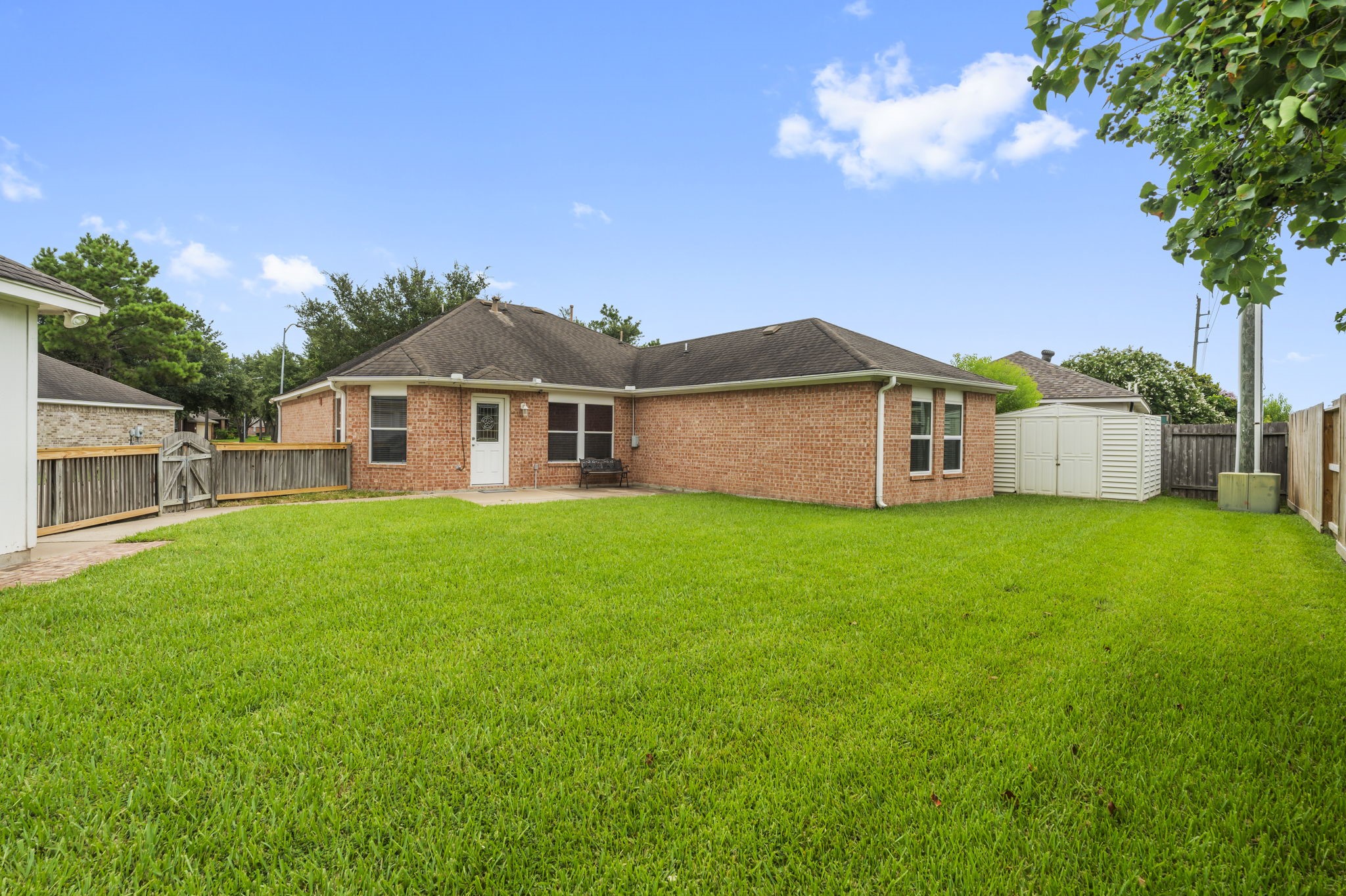 20507 Somerset Hill Court Property Photo 34