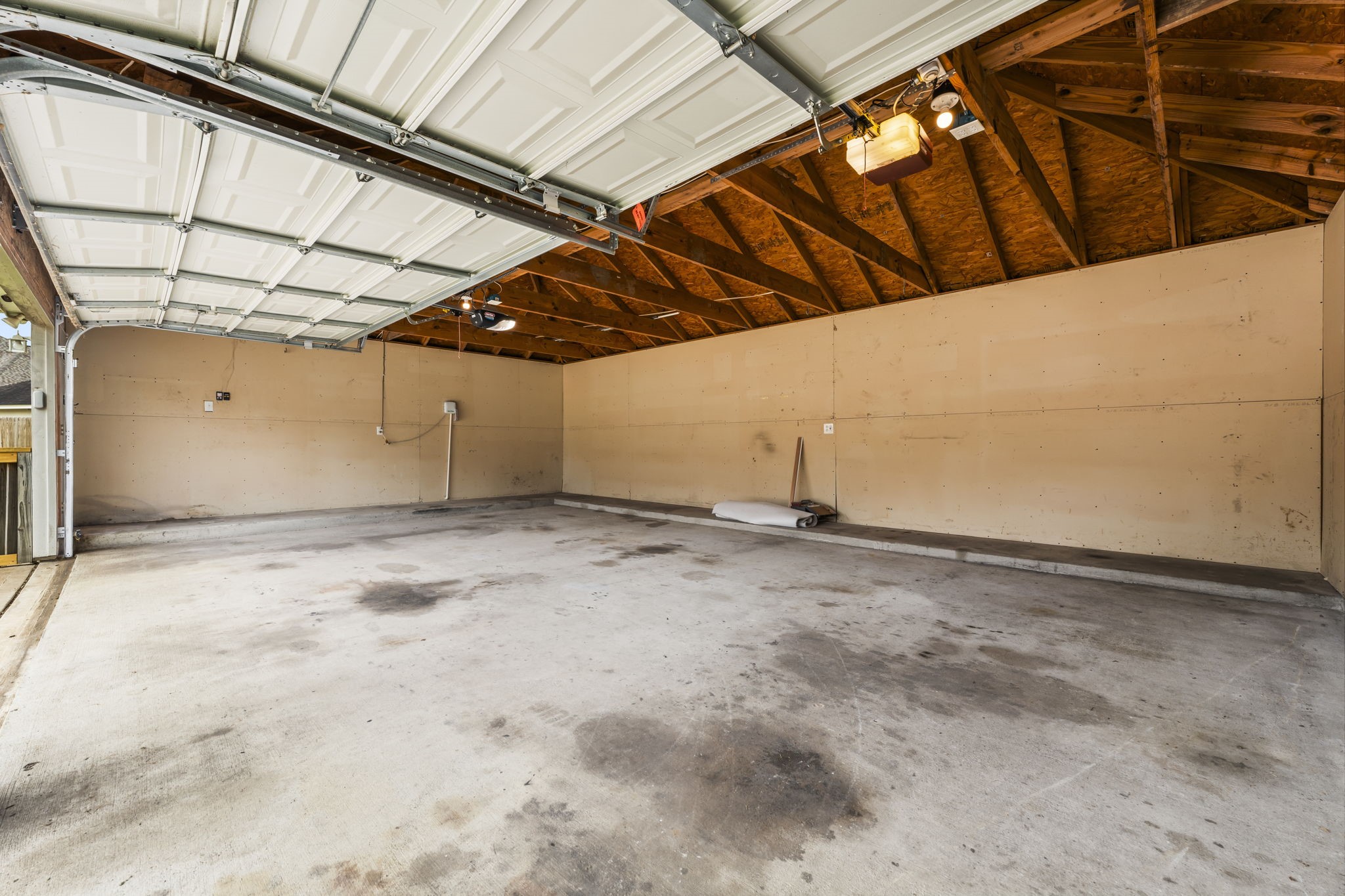 20507 Somerset Hill Court Property Photo 39